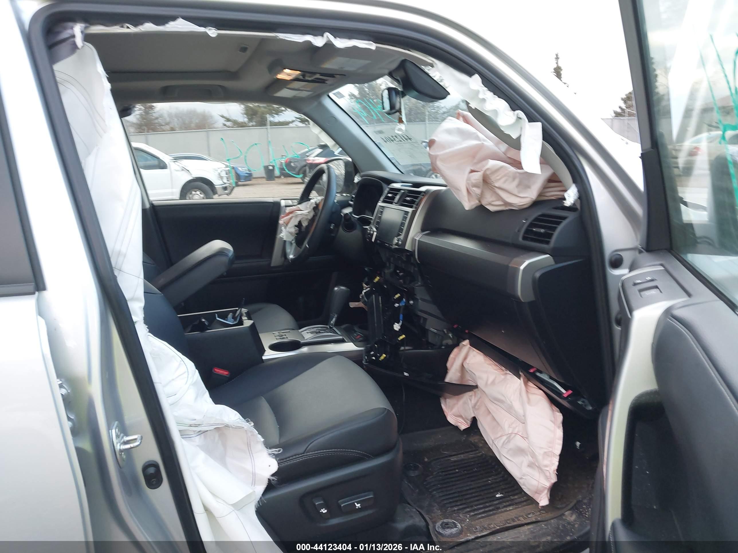 TOYOTA 4RUNNER image 5