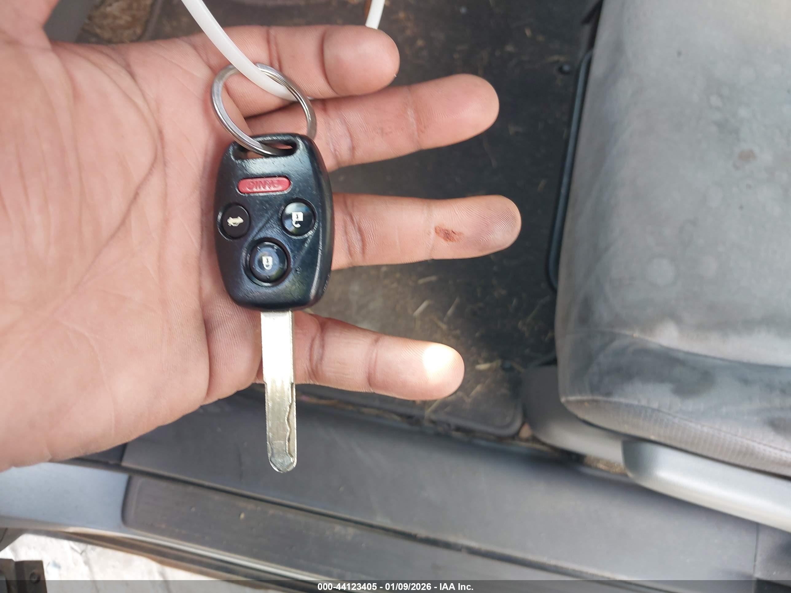 HONDA CR-V image 11