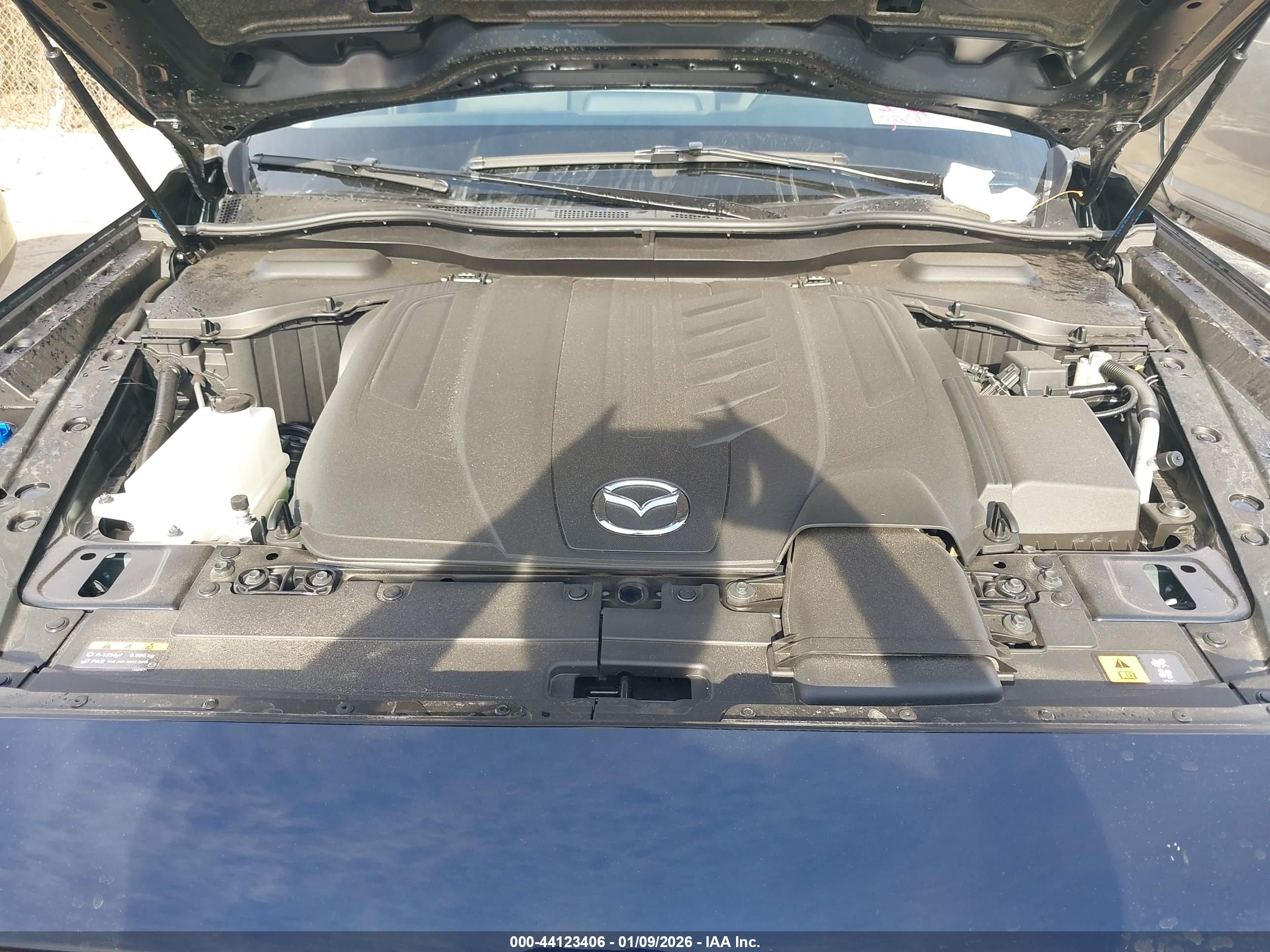 MAZDA CX-90 image 10