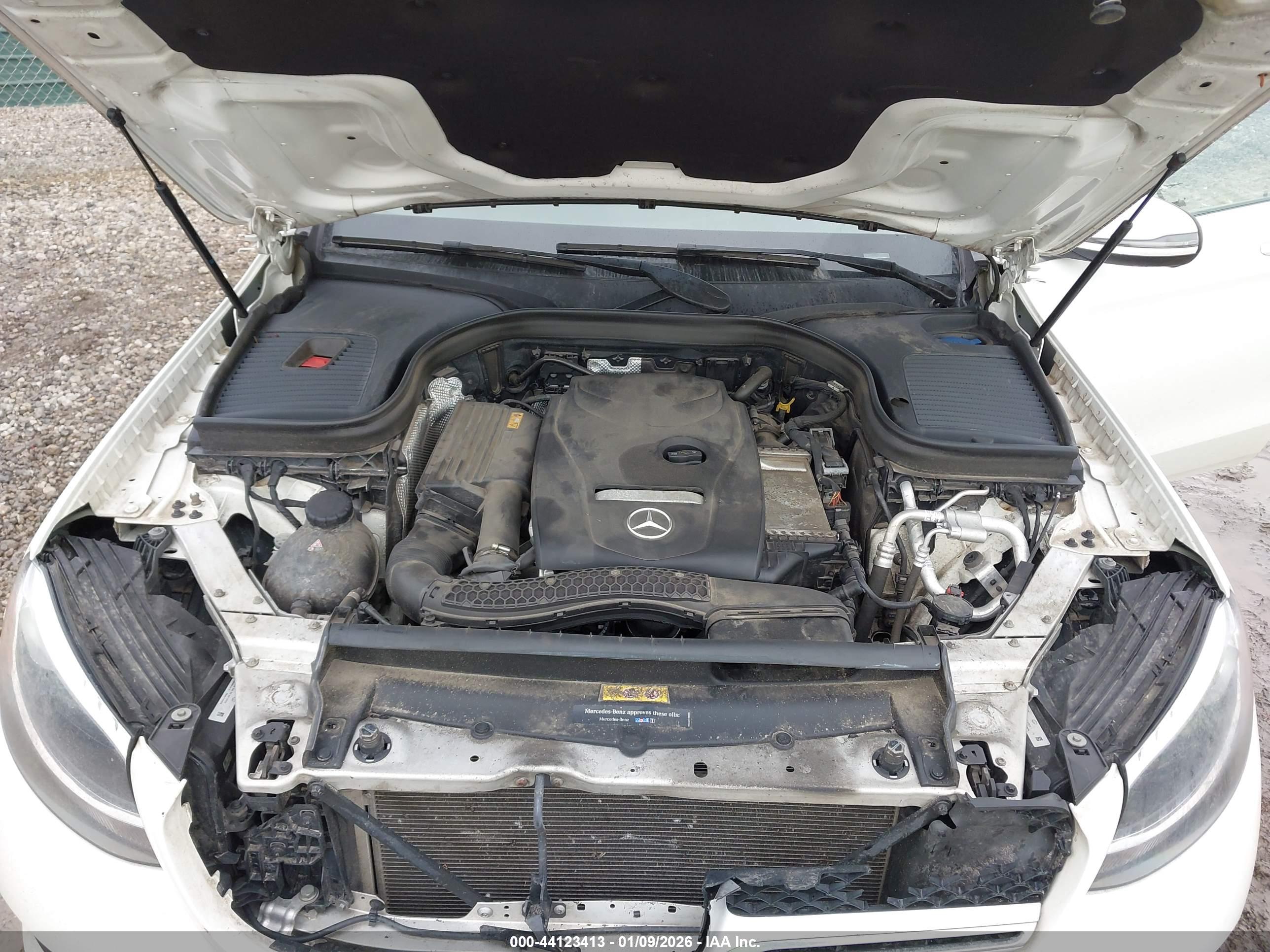 MERCEDES-BENZ GLC image 10