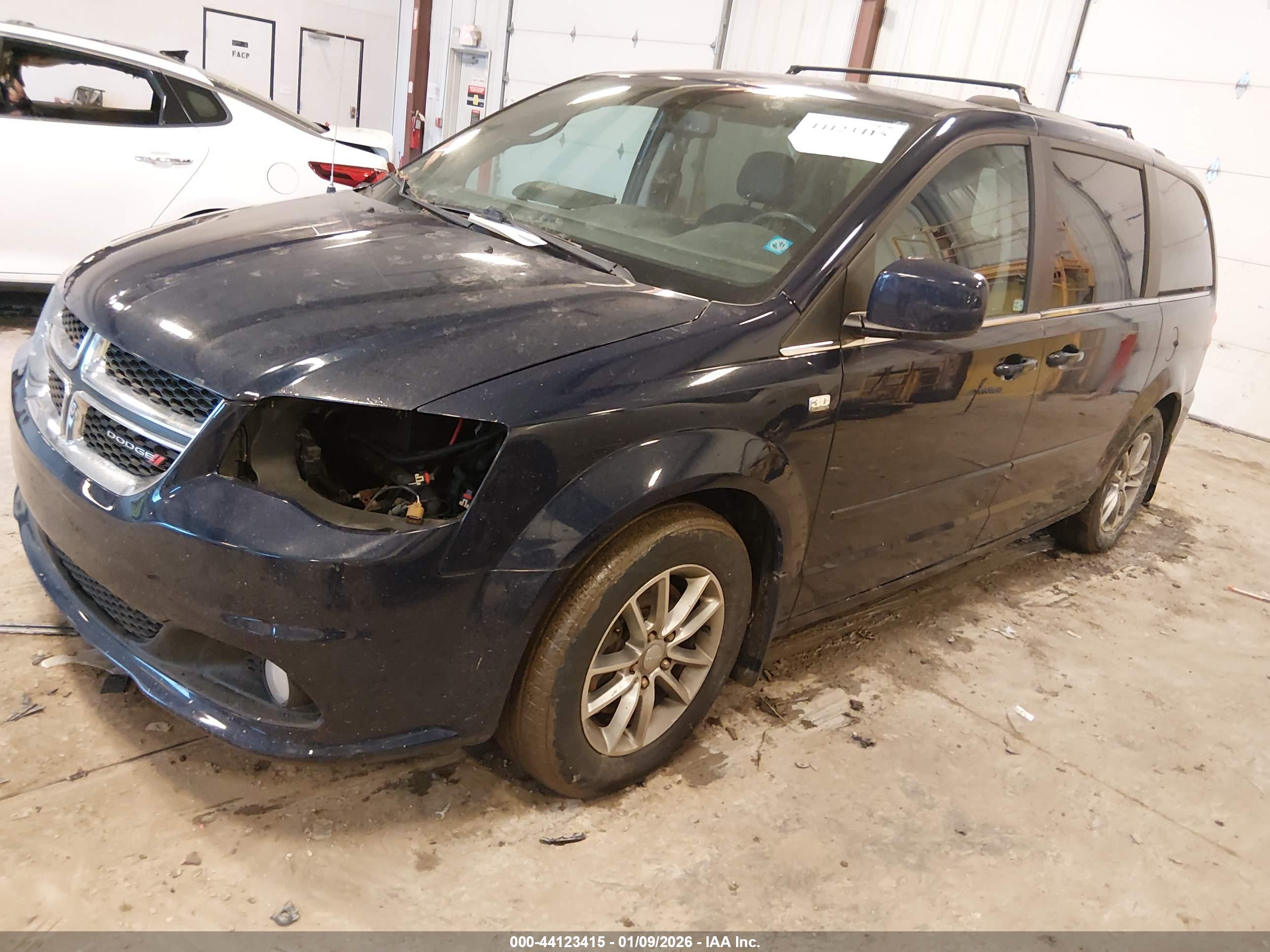 DODGE GRAND image 2