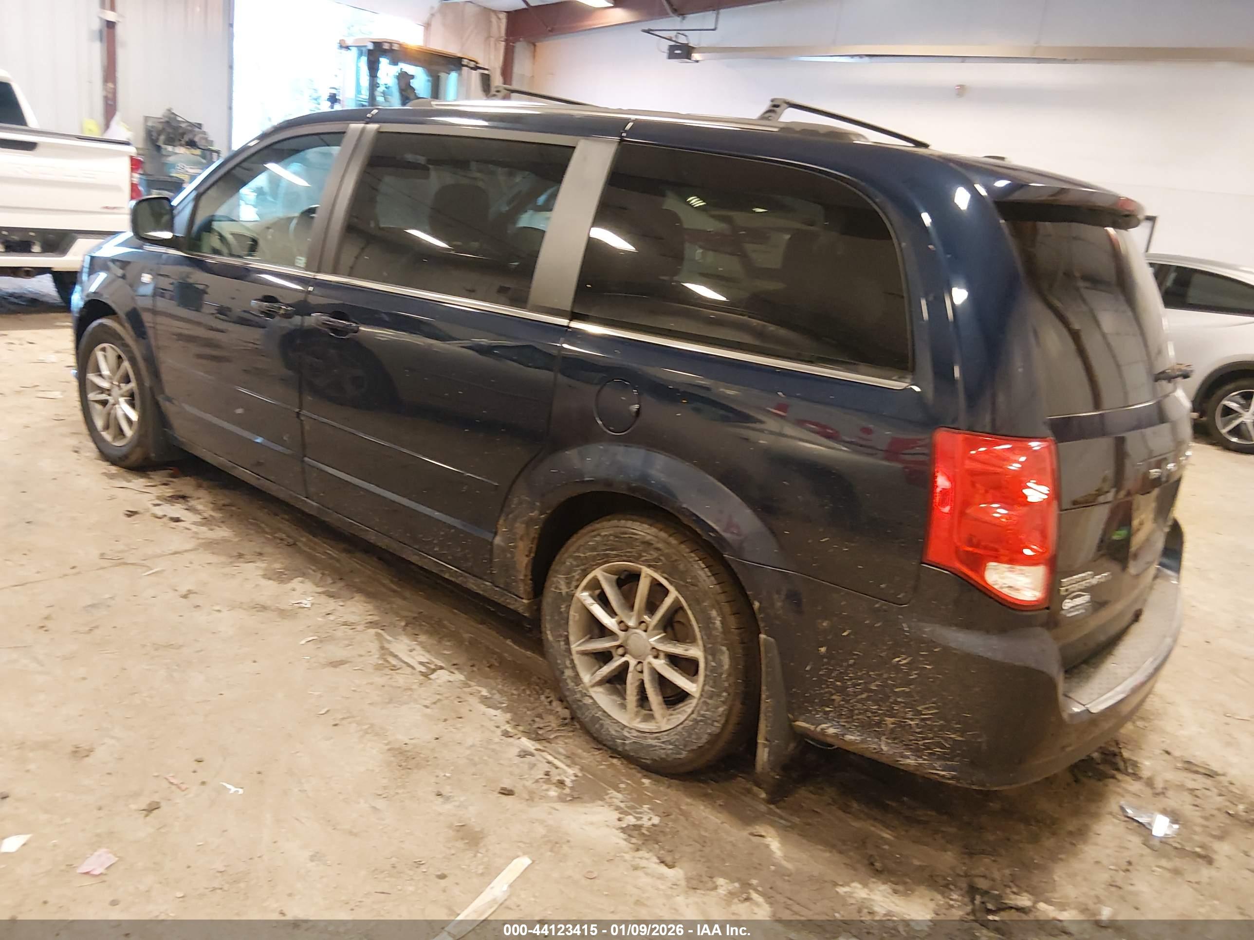 DODGE GRAND image 3