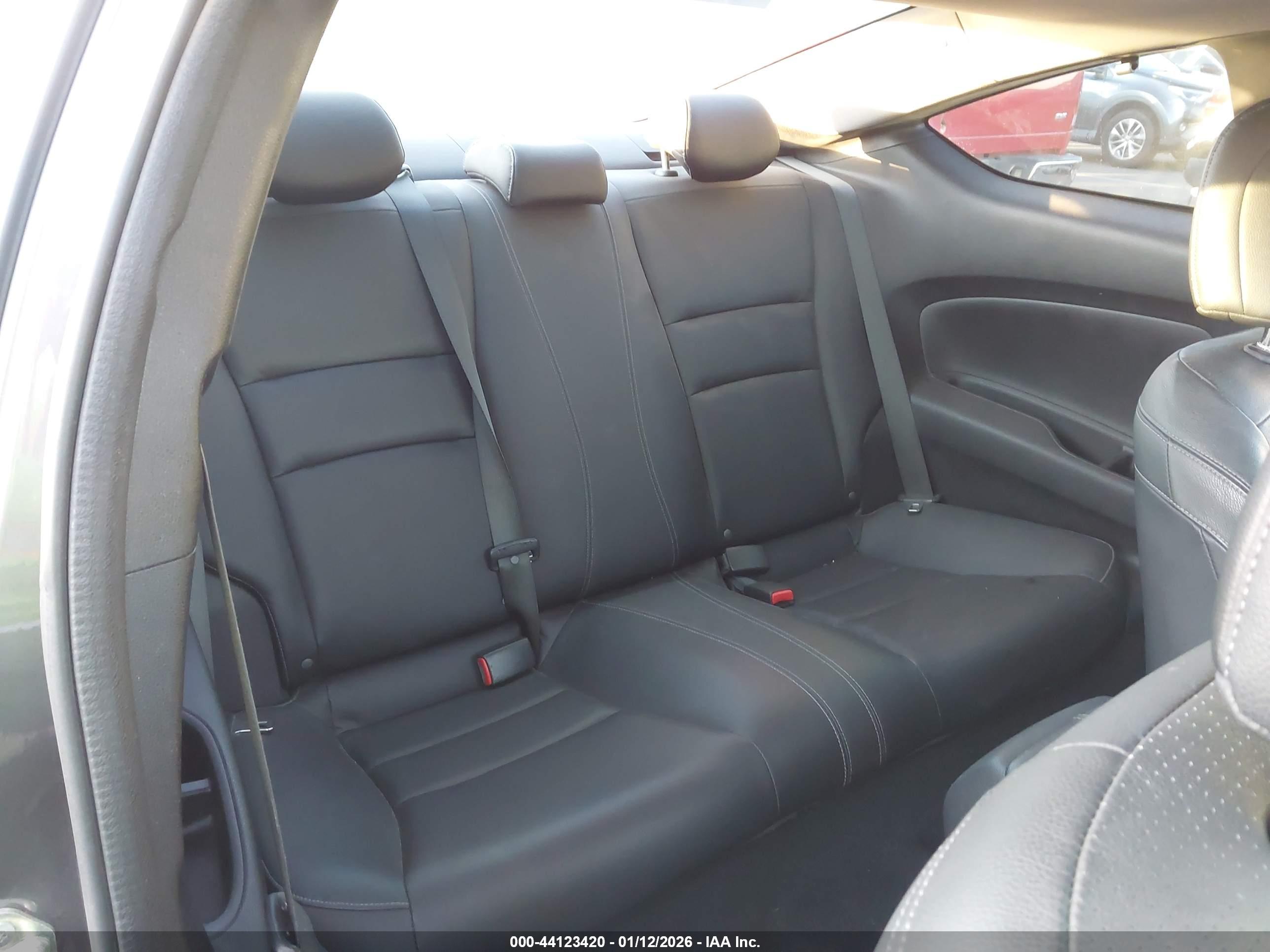 HONDA ACCORD image 8