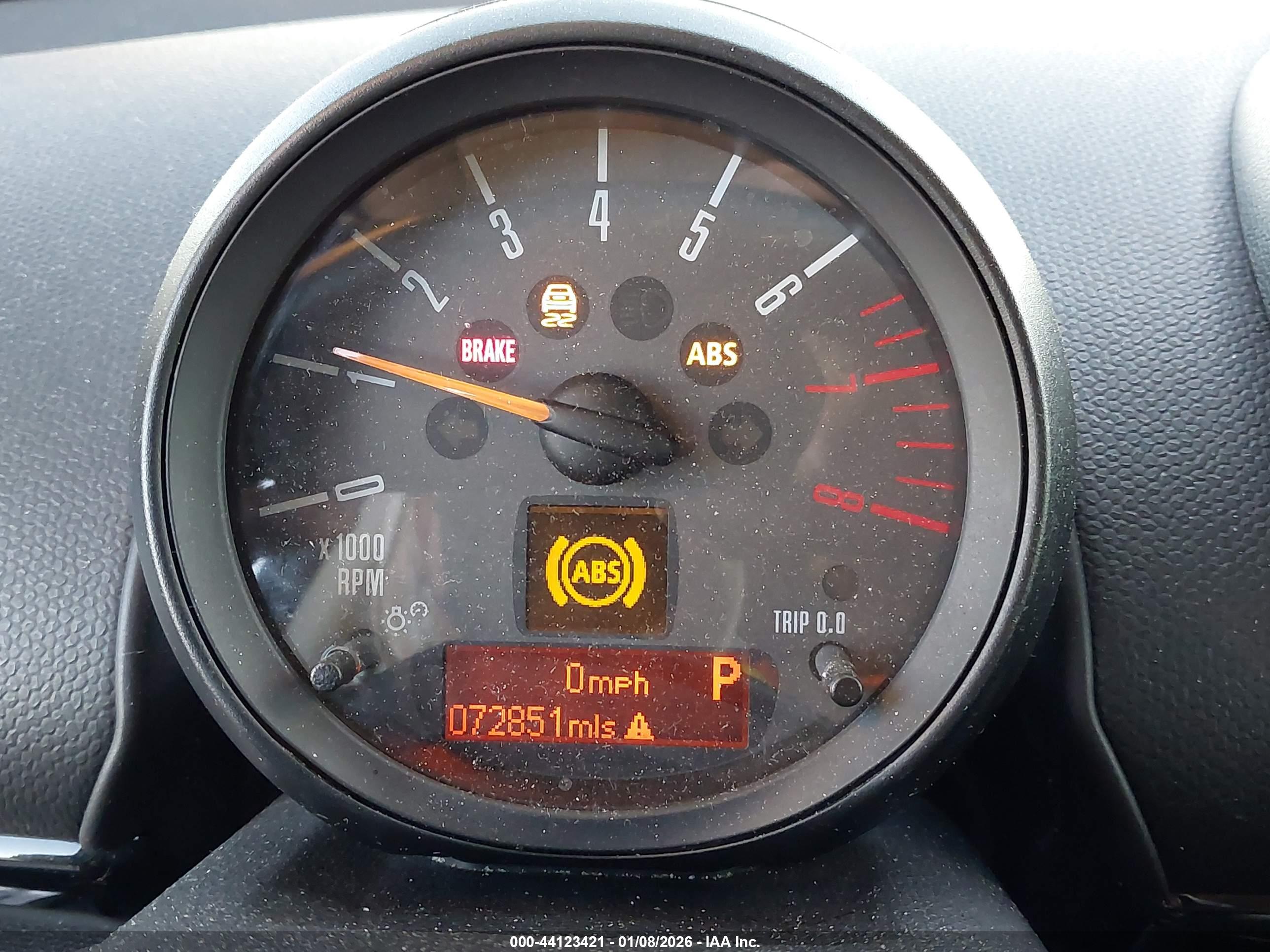 MINI COUNTRYMAN image 7