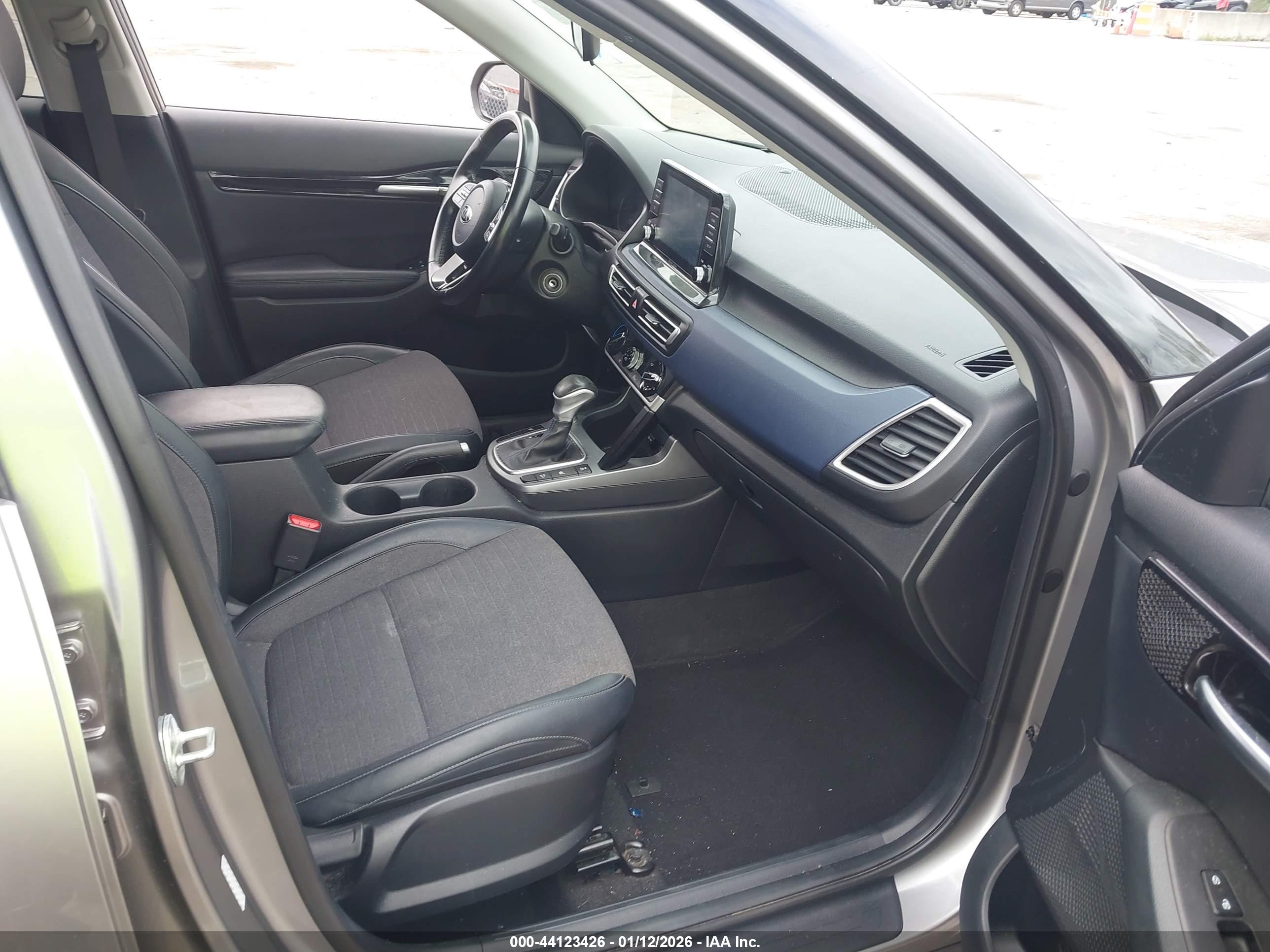 KIA SELTOS image 5