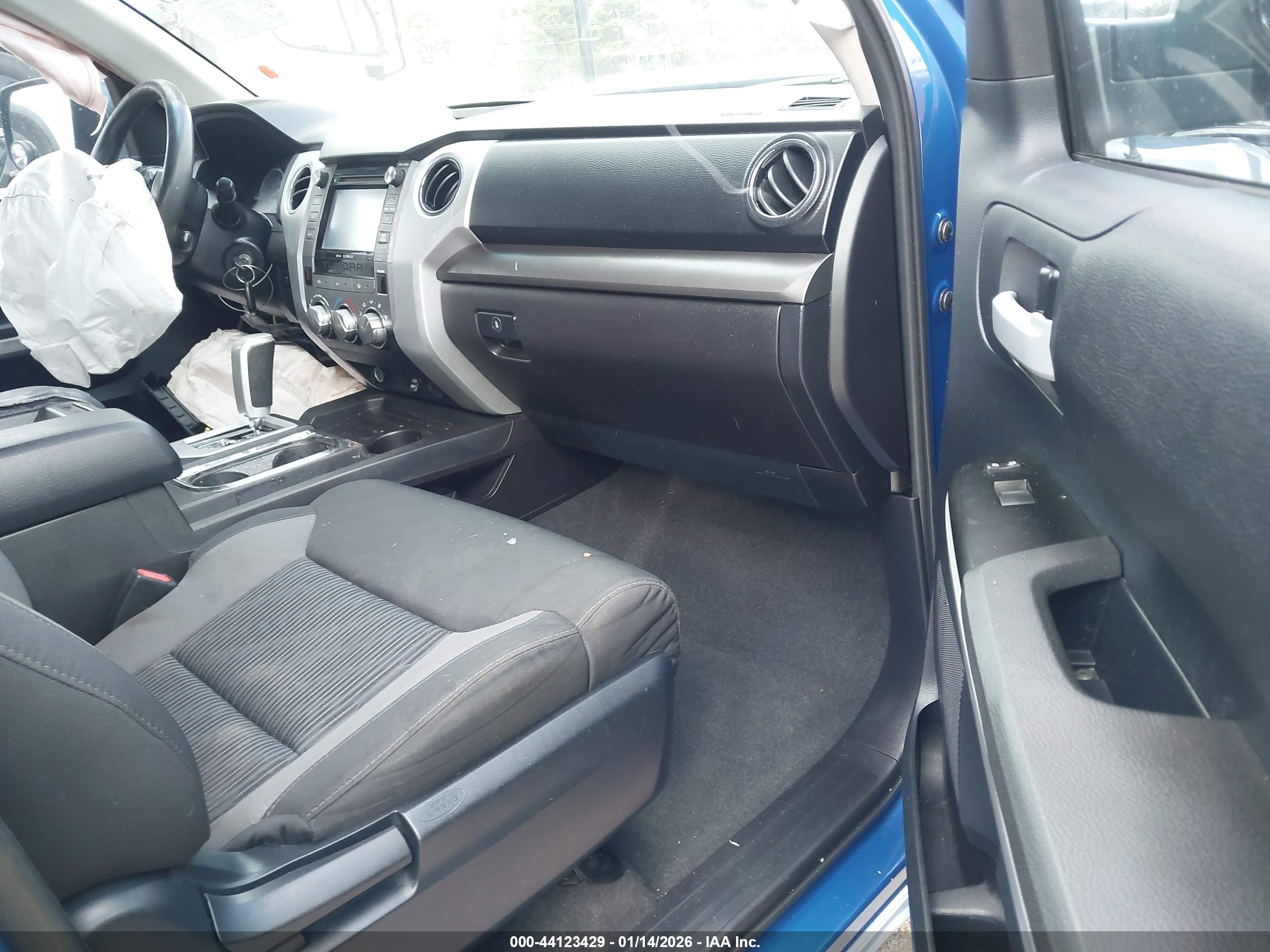 TOYOTA TUNDRA image 5