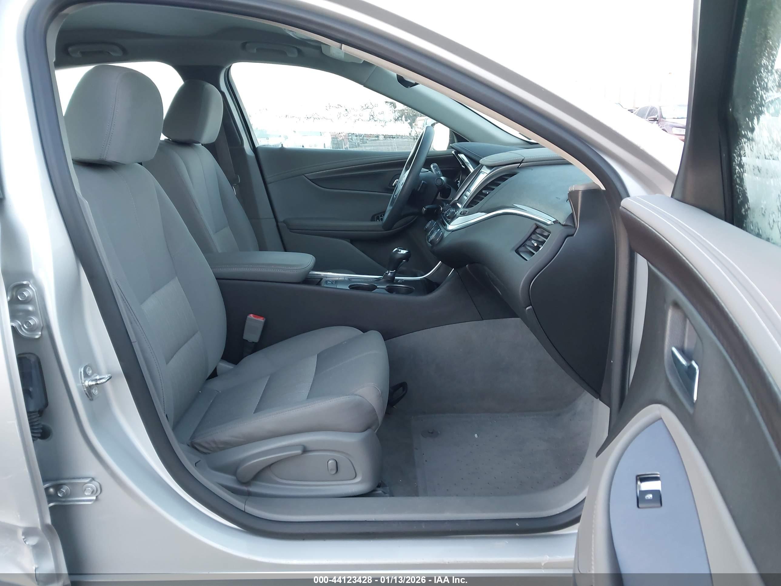 CHEVROLET IMPALA image 5