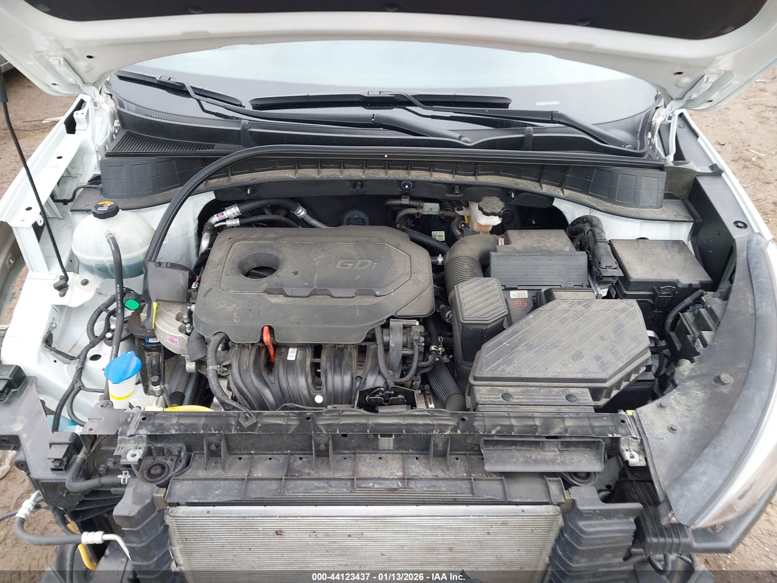 HYUNDAI TUCSON image 10