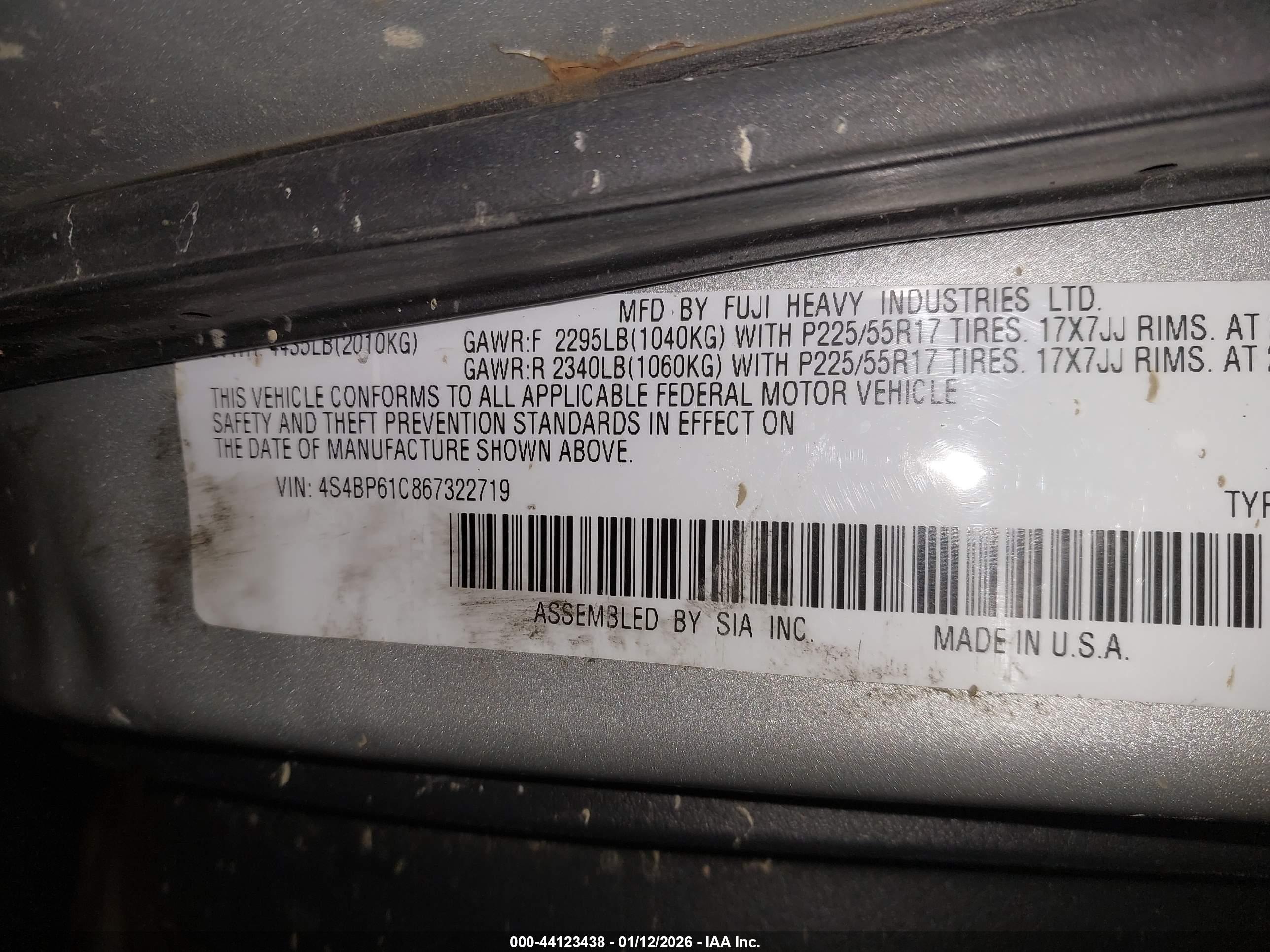 SUBARU OUTBACK image 9
