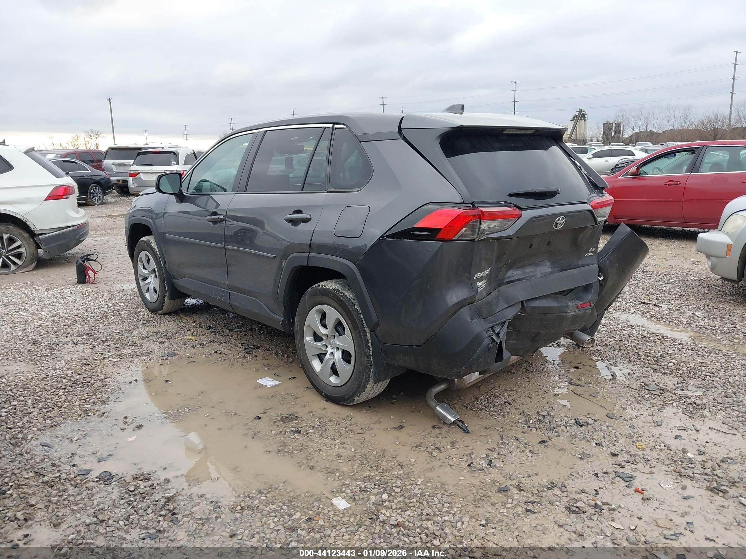 TOYOTA RAV4 image 3