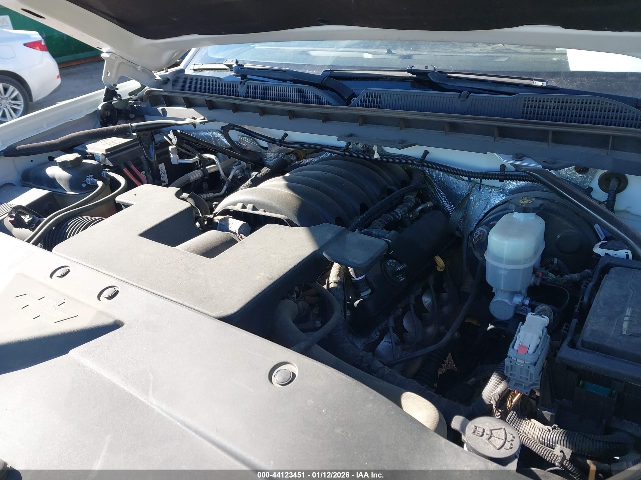 CHEVROLET SILVERADO image 10