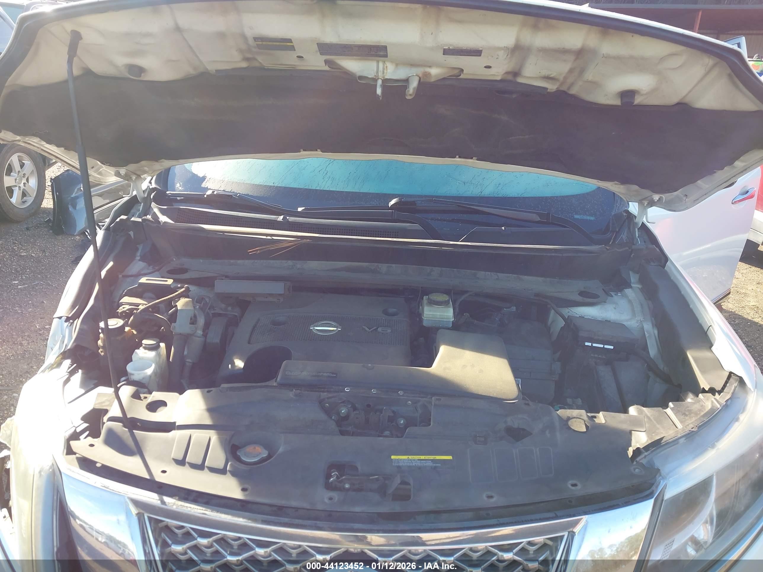 NISSAN PATHFINDER image 10