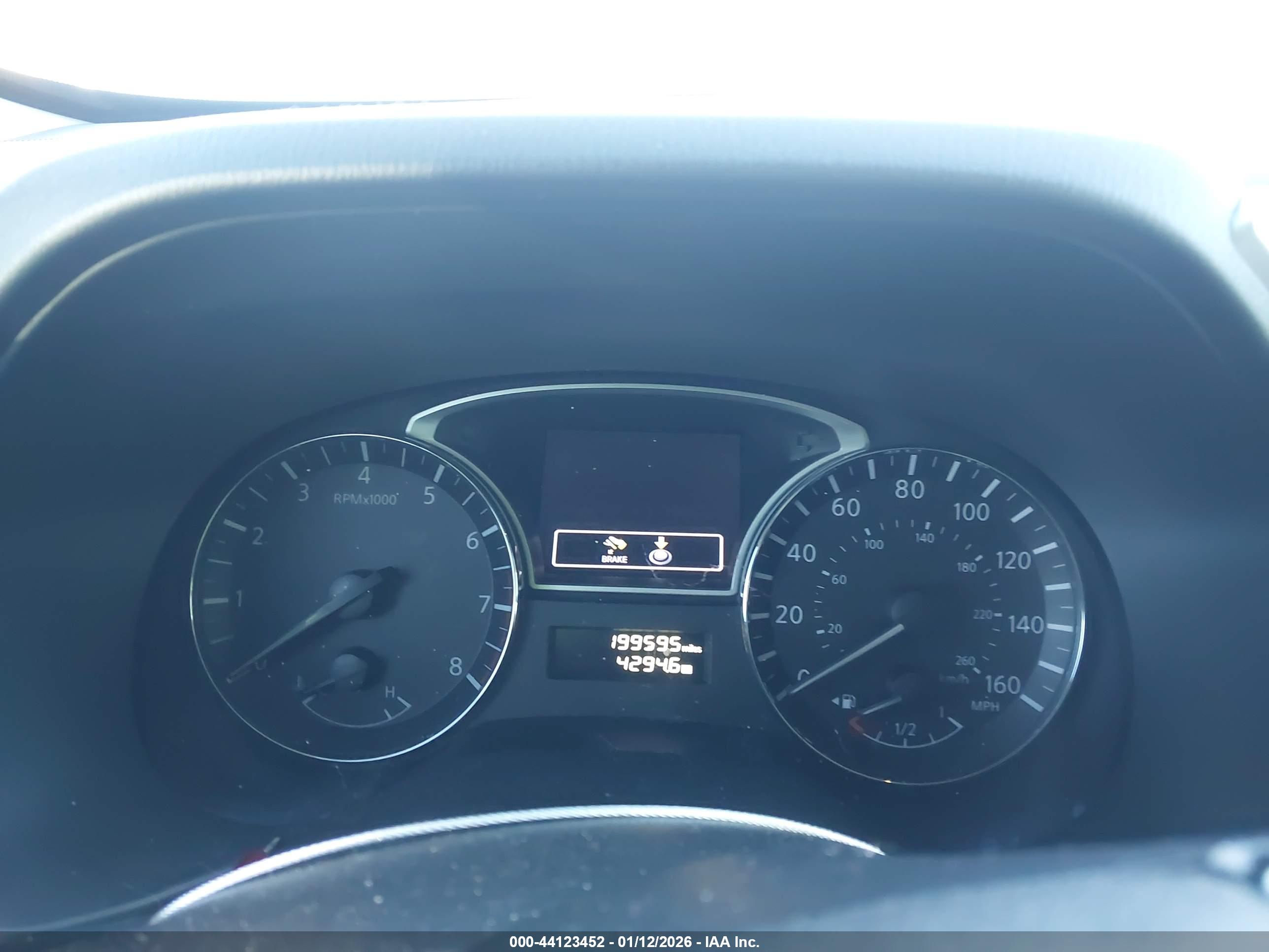 NISSAN PATHFINDER image 7