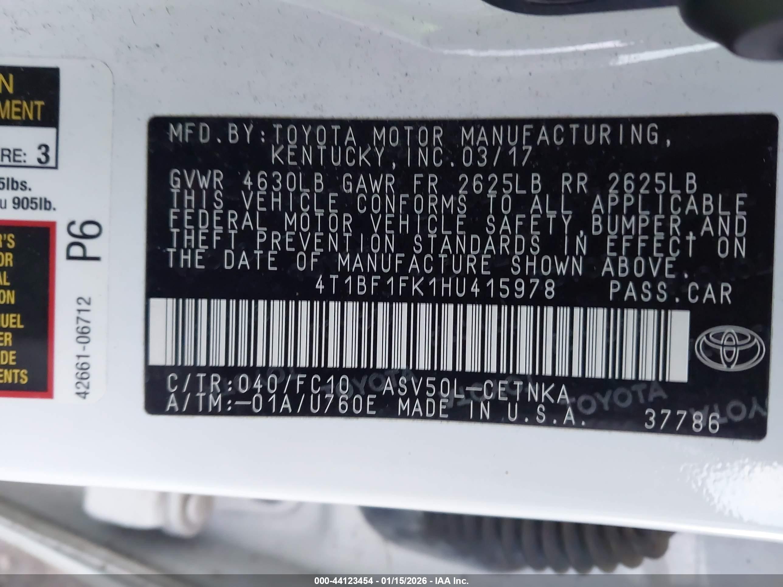 TOYOTA CAMRY image 9