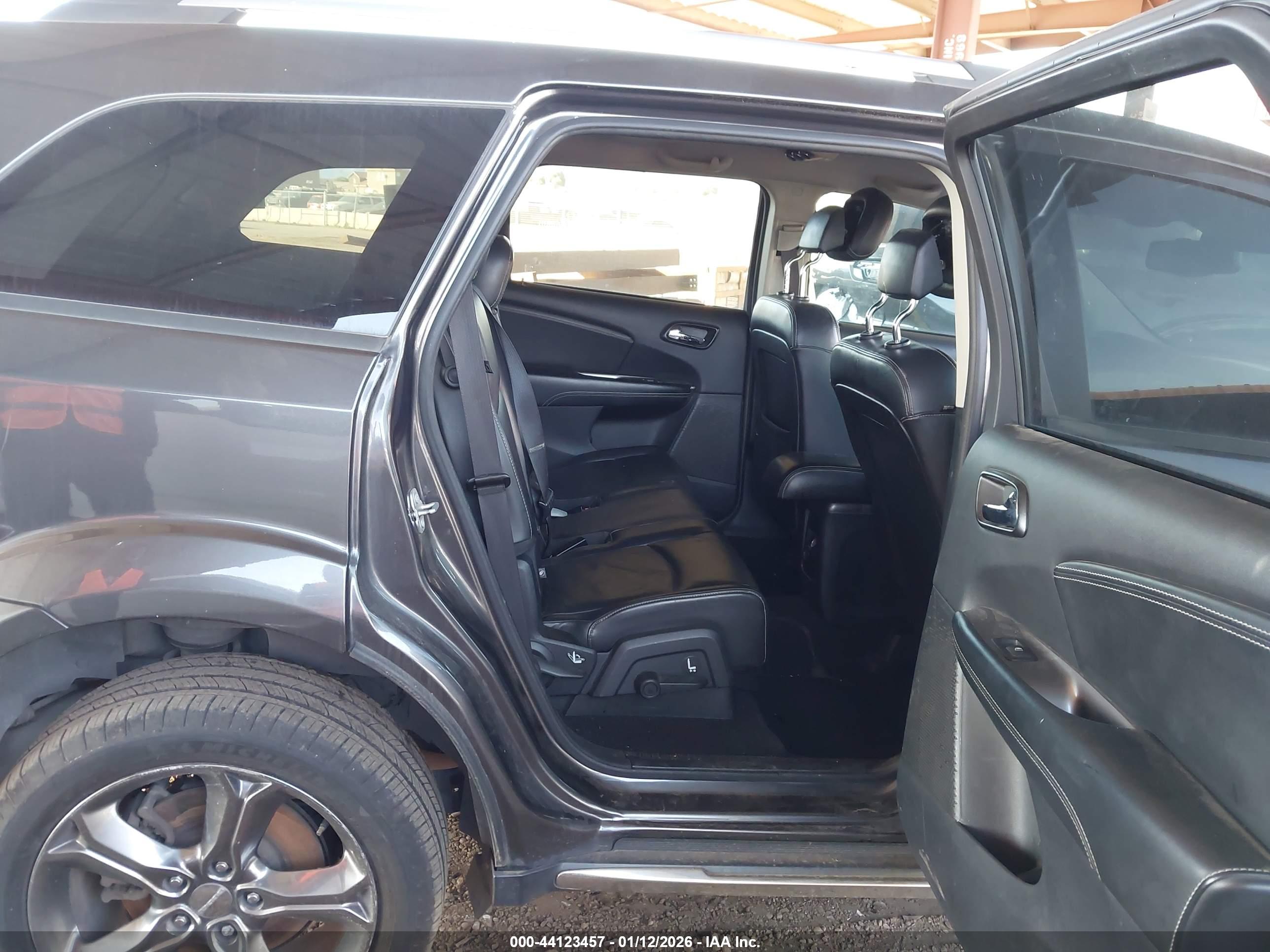 DODGE JOURNEY image 8