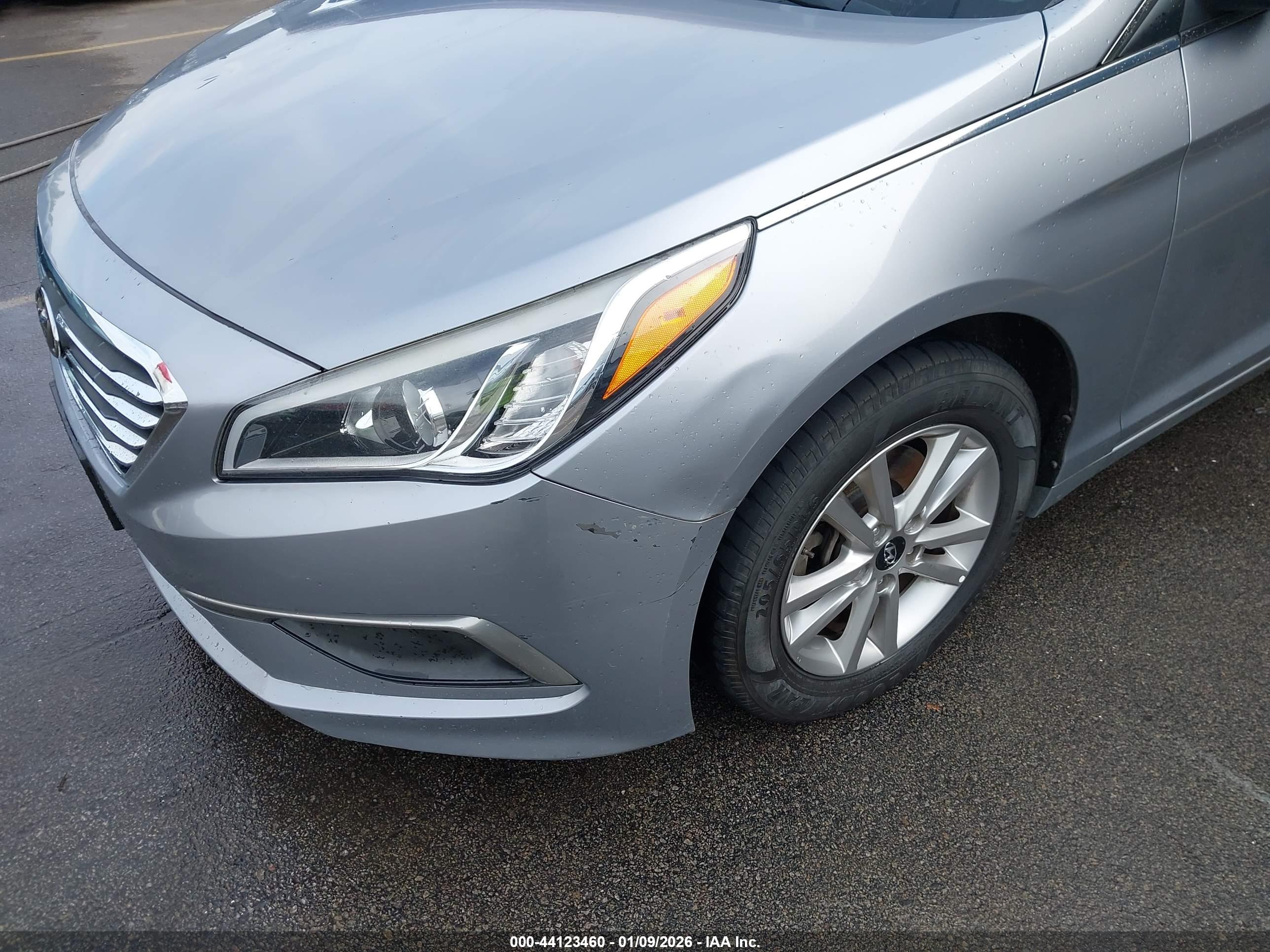 HYUNDAI SONATA image 6