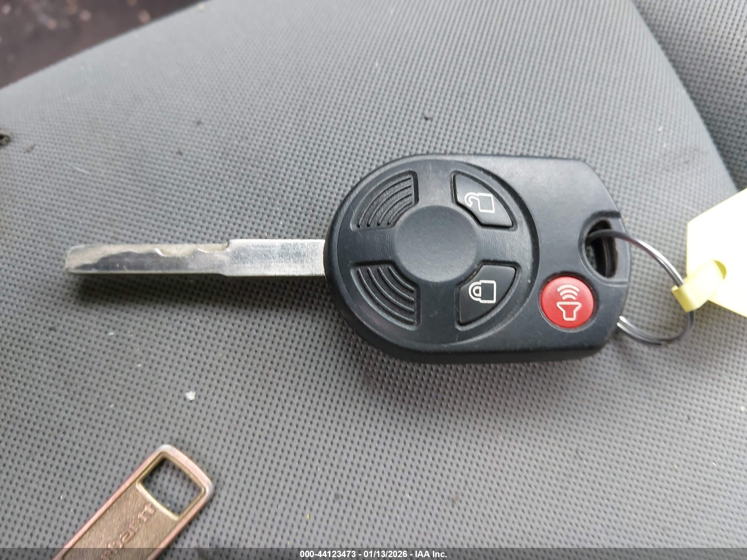 FORD ESCAPE image 11