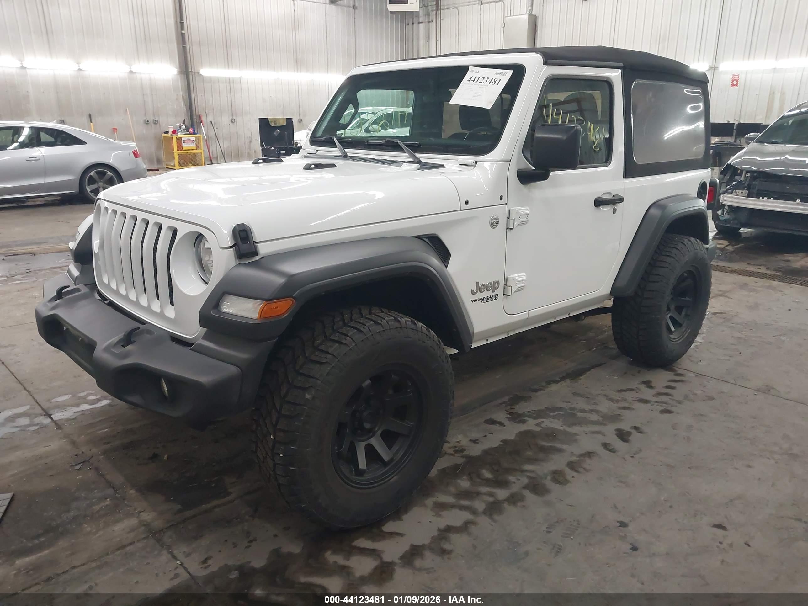JEEP WRANGLER image 2