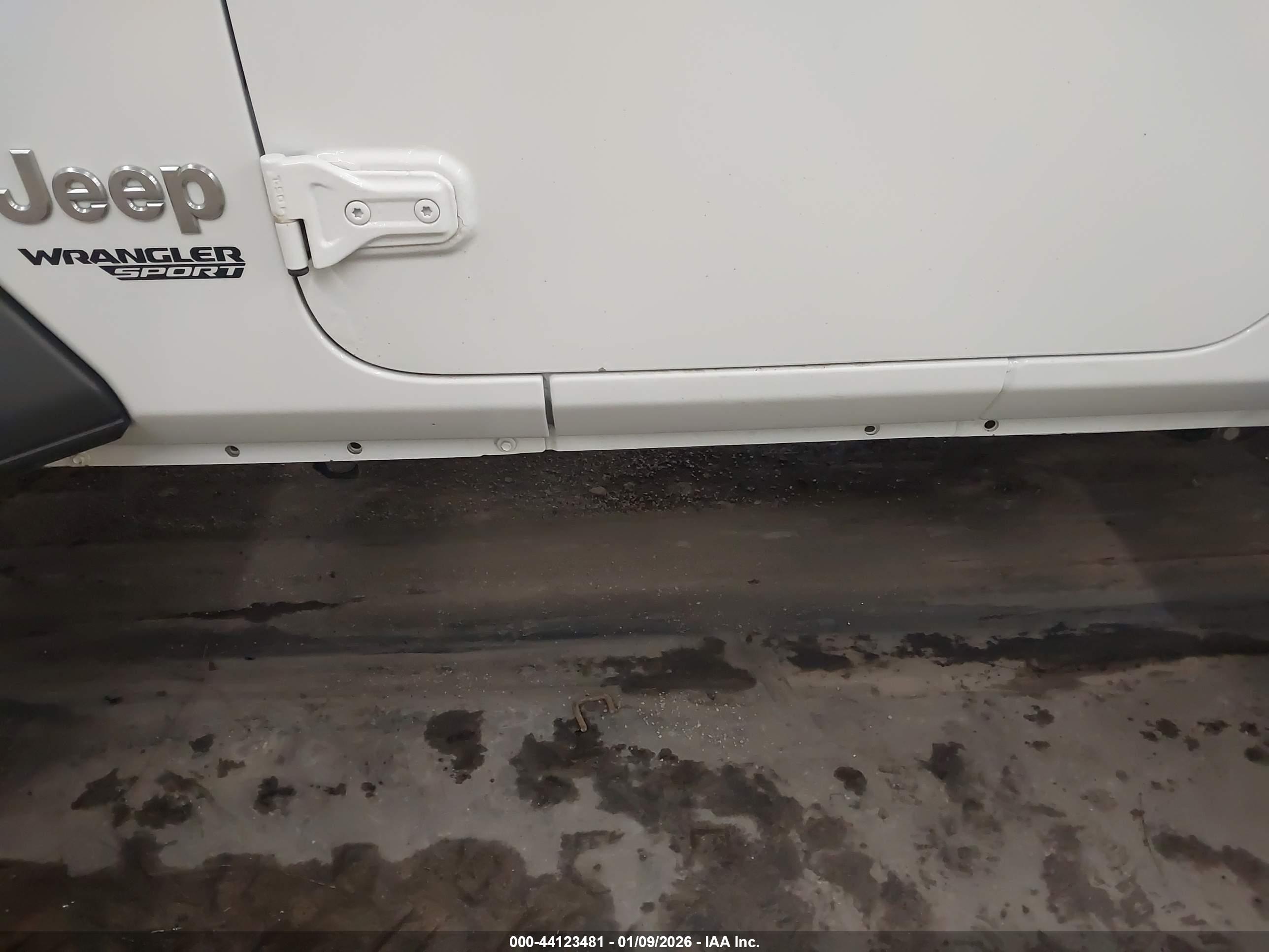 JEEP WRANGLER image 6
