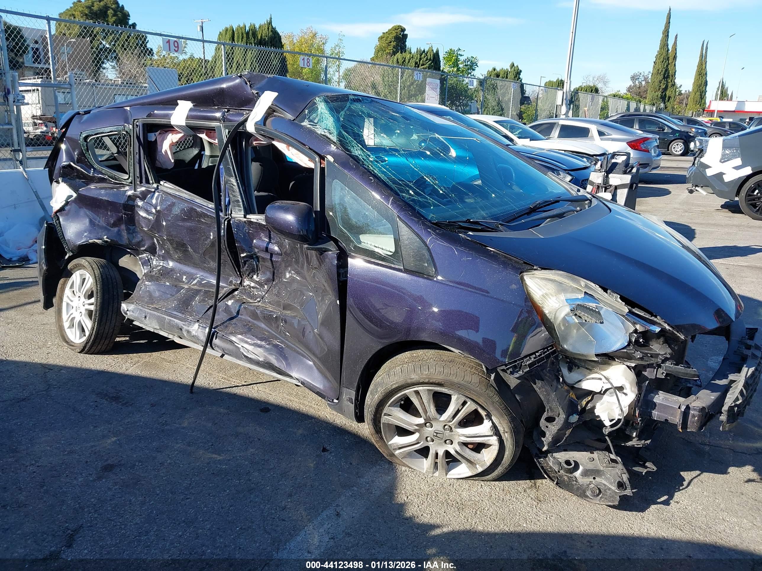 HONDA FIT image 6