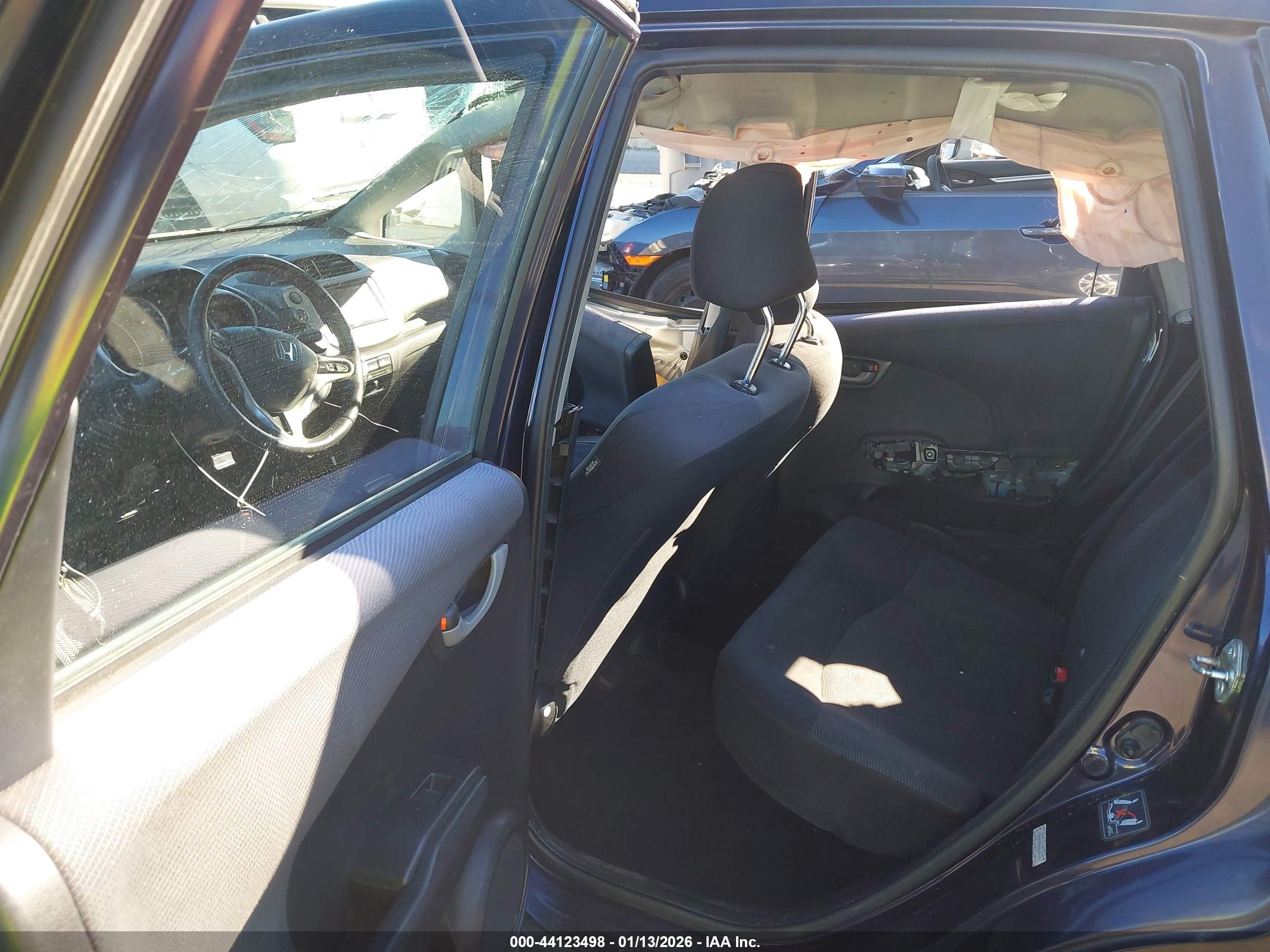 HONDA FIT image 8