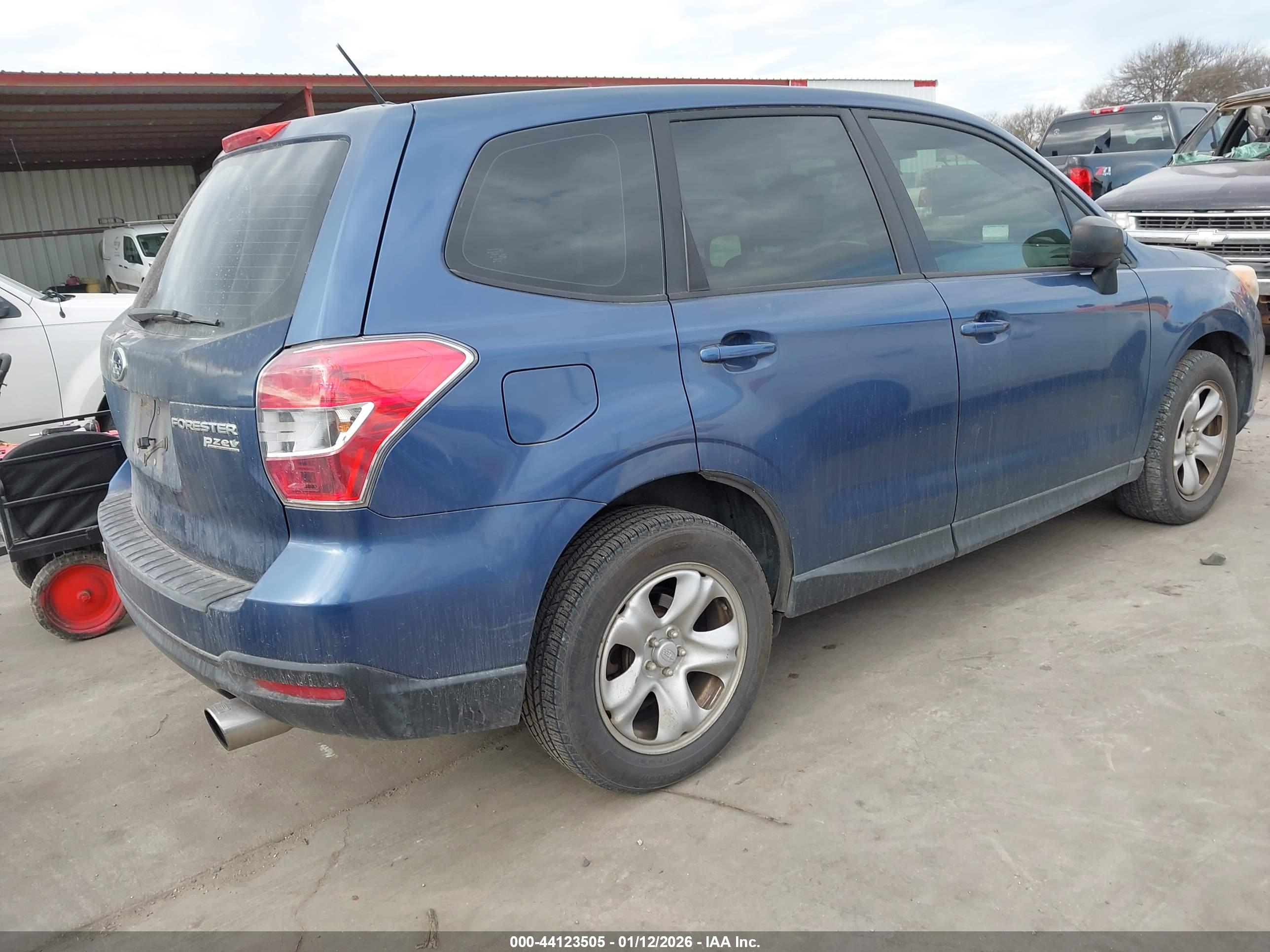 SUBARU FORESTER image 4