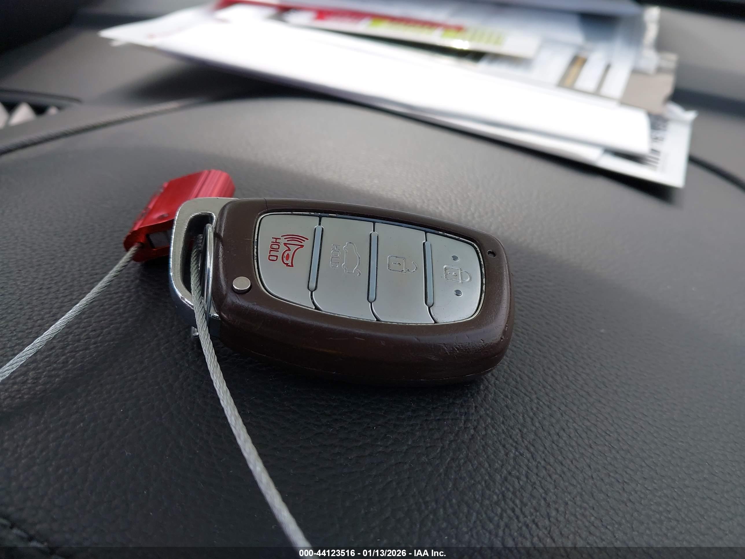 HYUNDAI SONATA image 11
