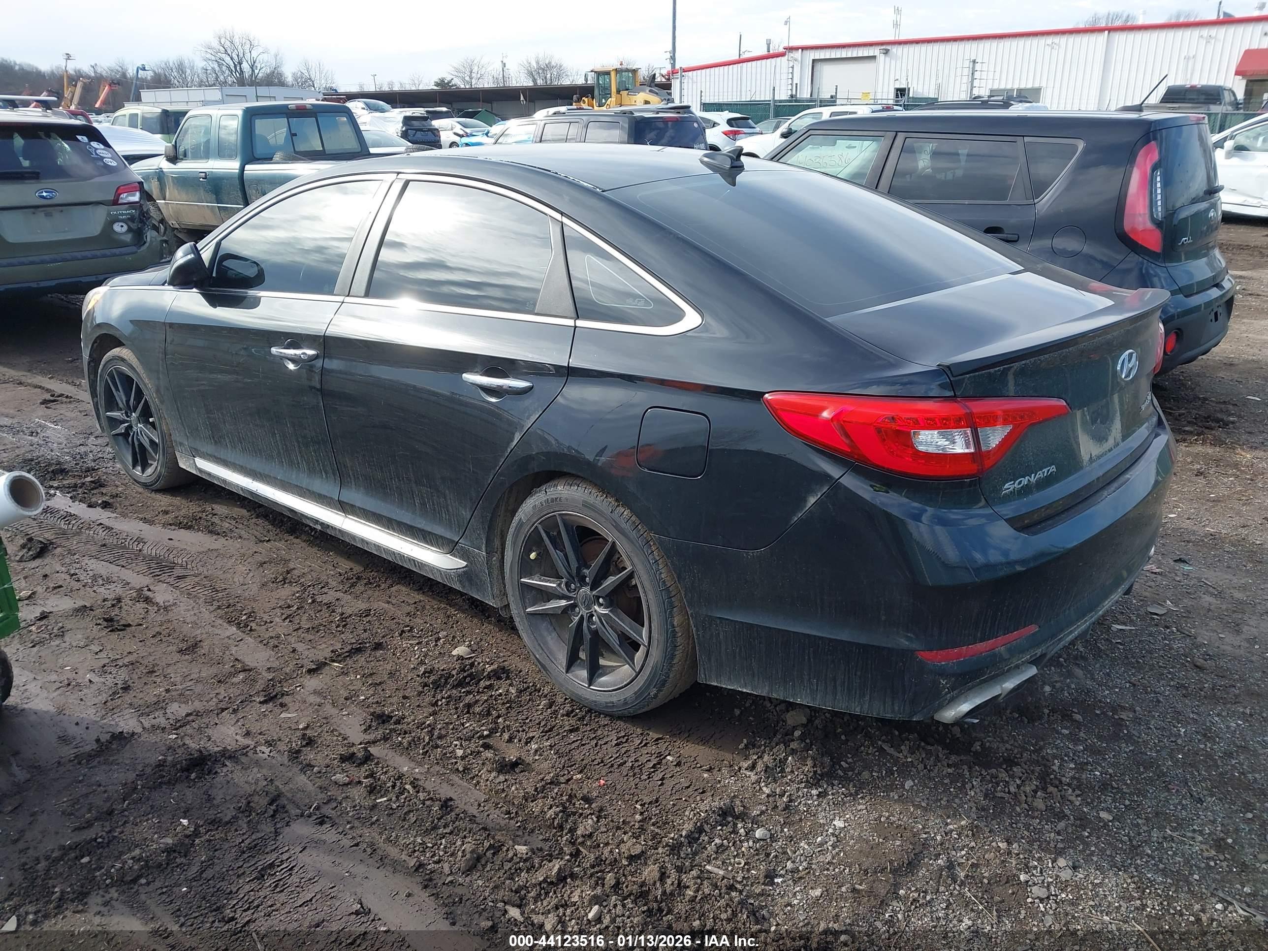 HYUNDAI SONATA image 3