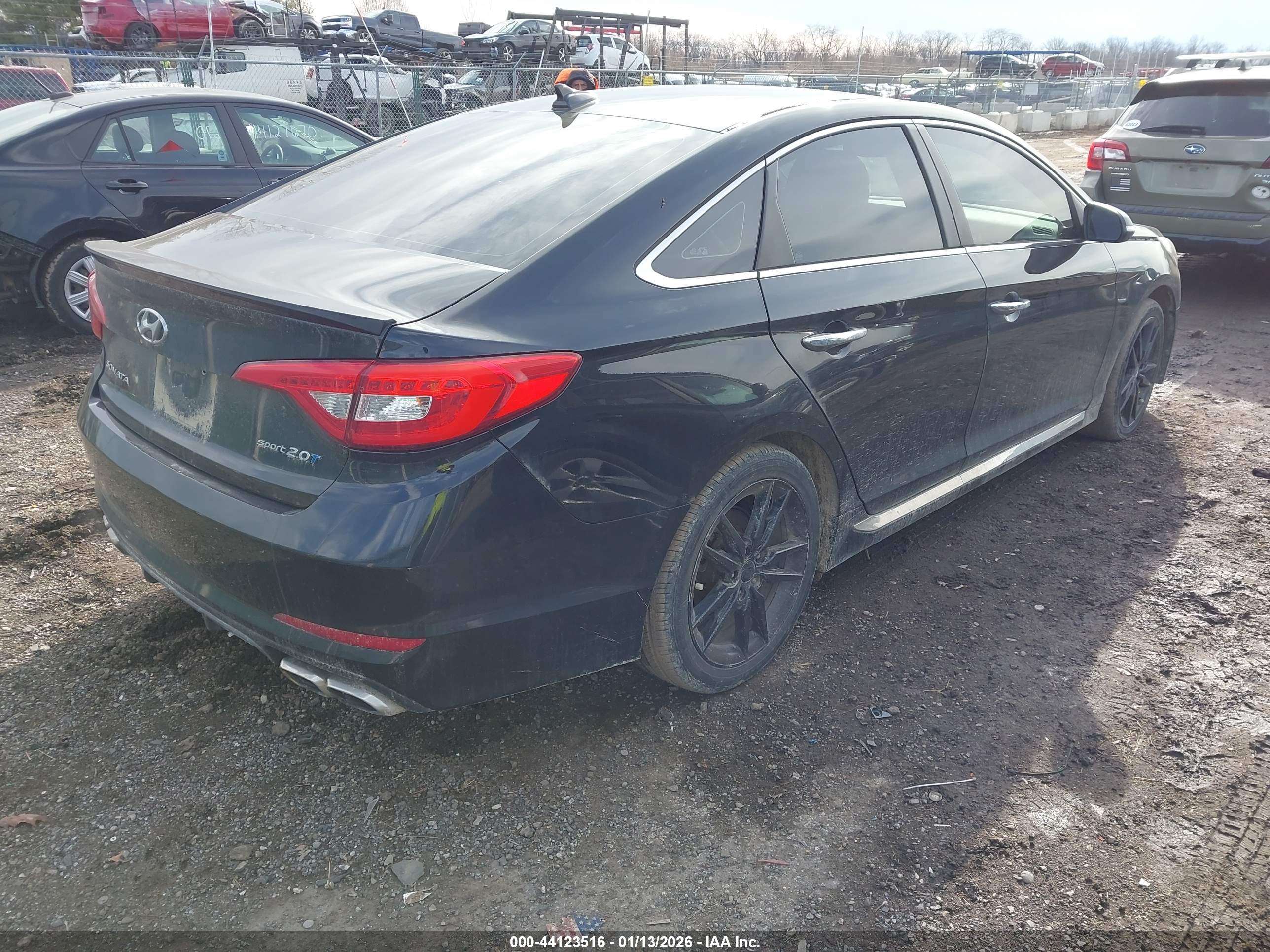 HYUNDAI SONATA image 4