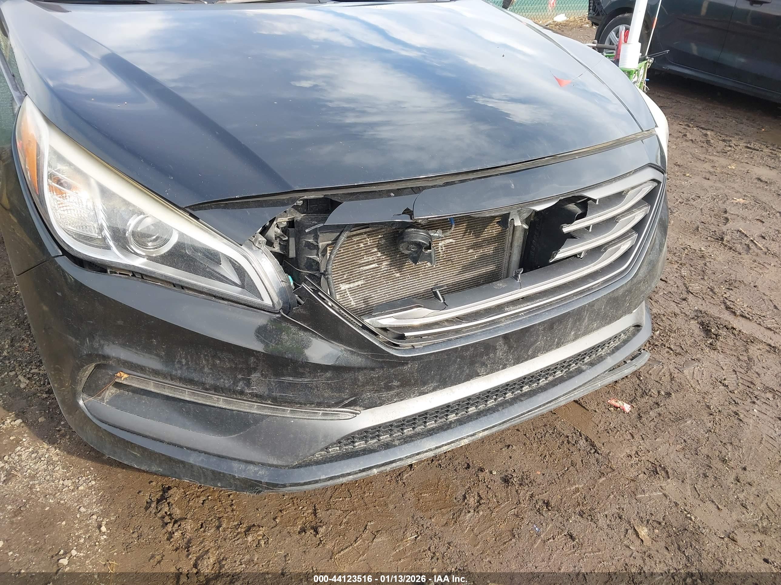 HYUNDAI SONATA image 6