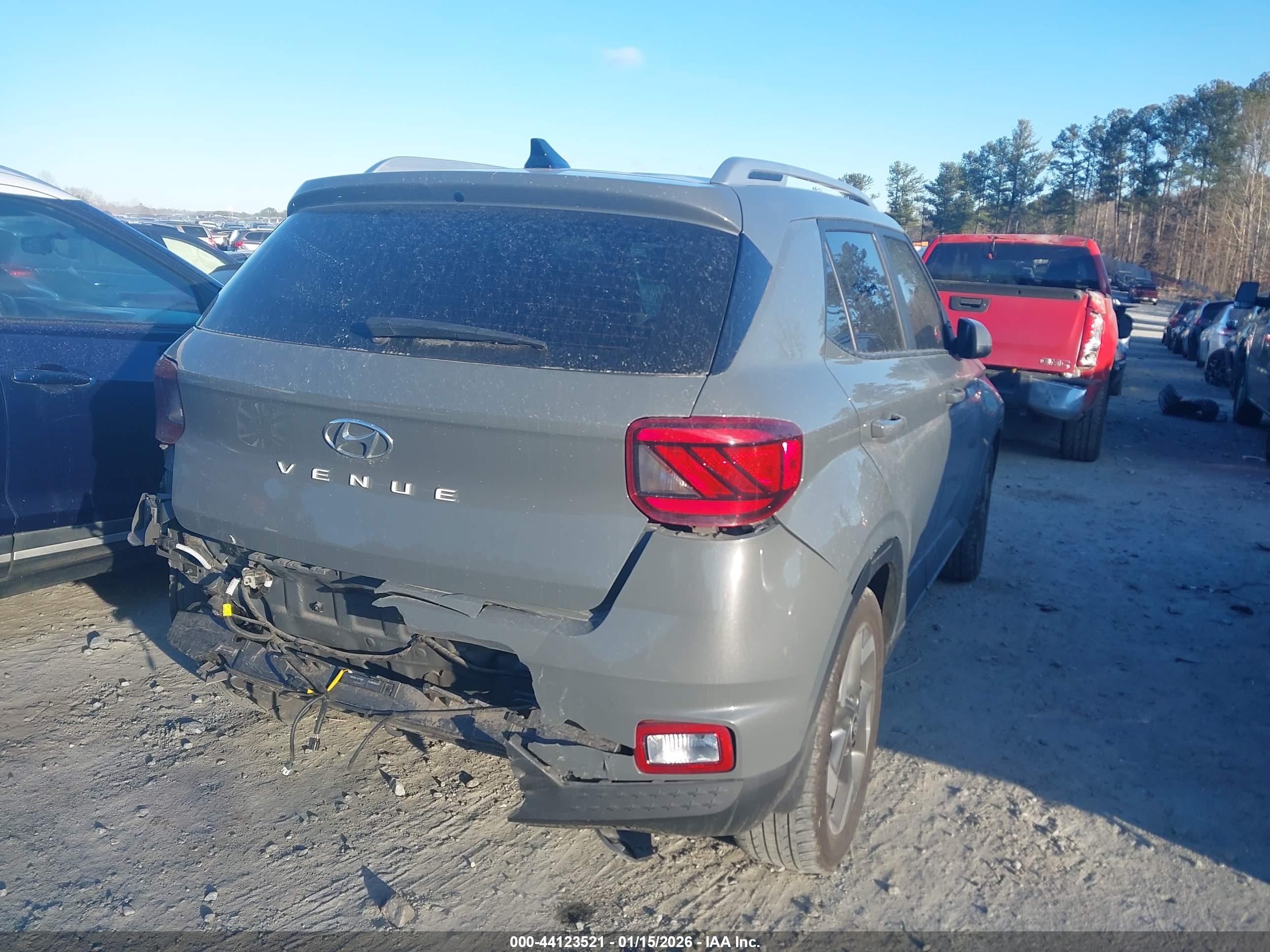 HYUNDAI VENUE image 4