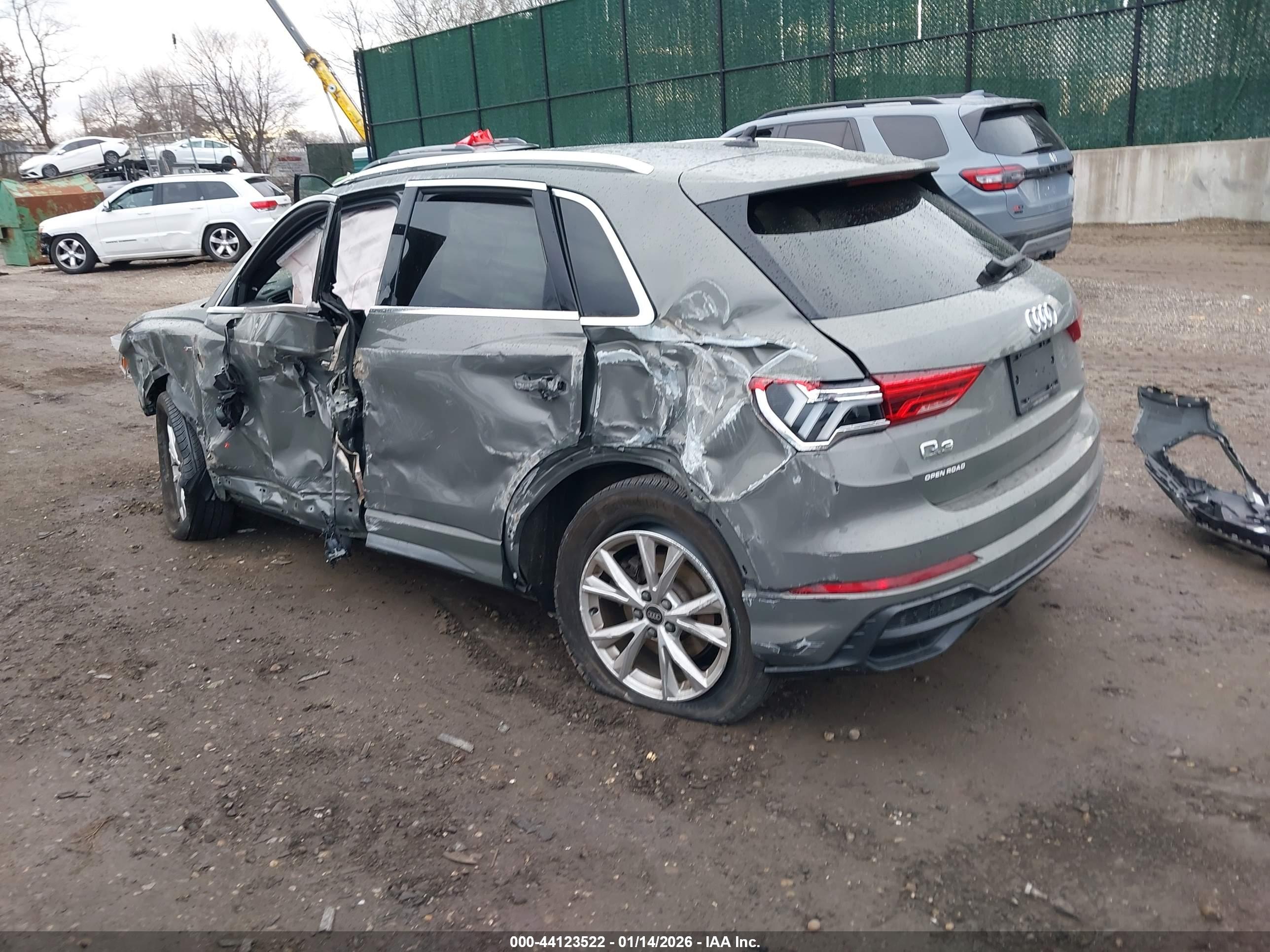 AUDI Q3 image 3