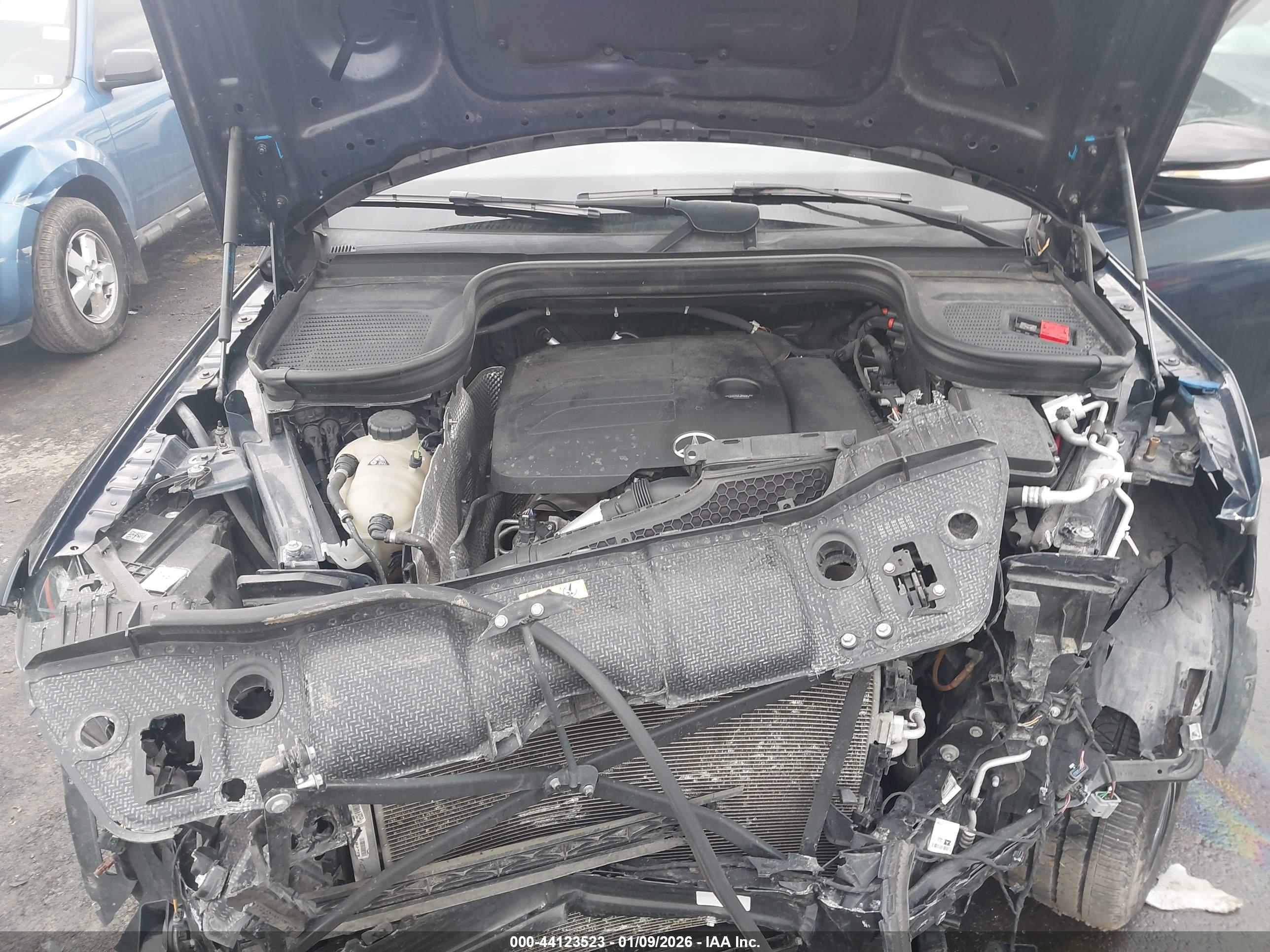 MERCEDES-BENZ GLE image 10
