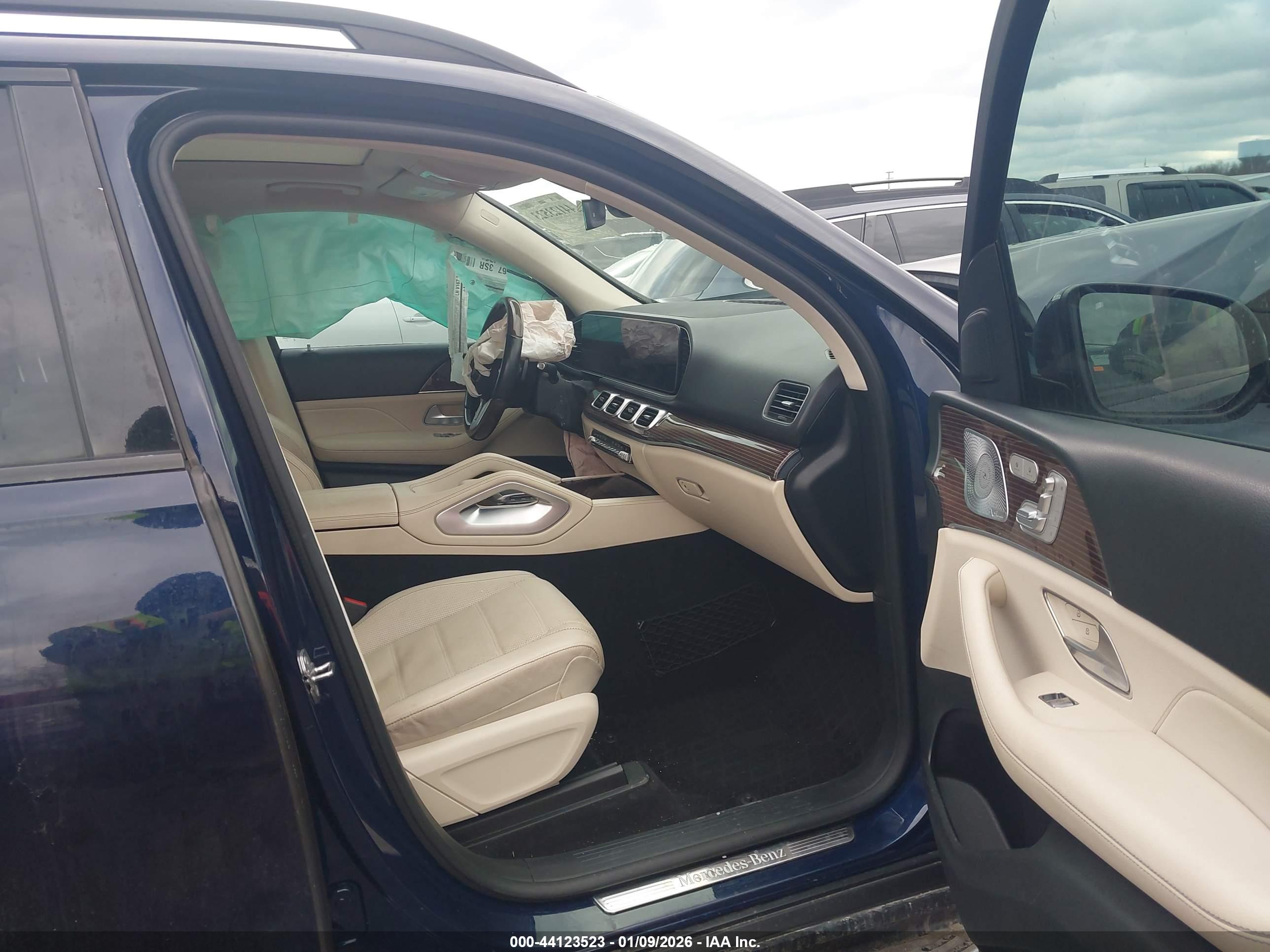 MERCEDES-BENZ GLE image 5