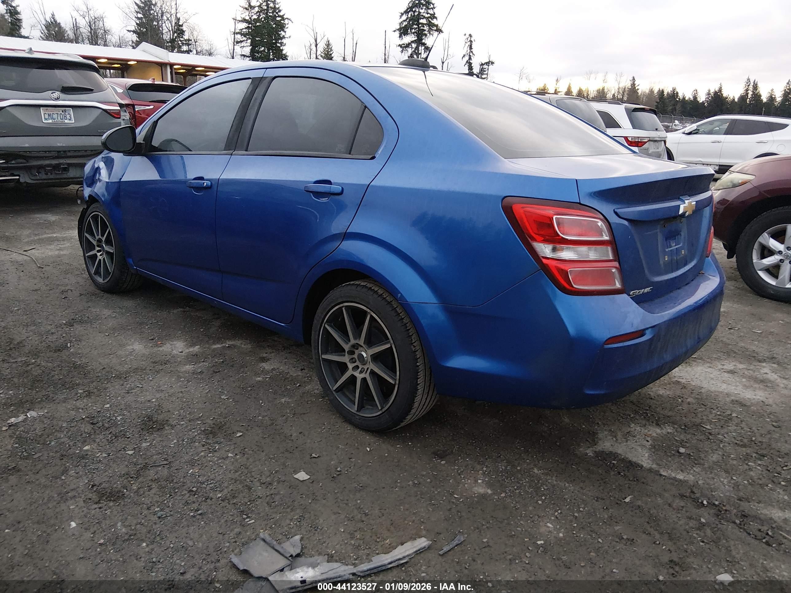 CHEVROLET SONIC image 3