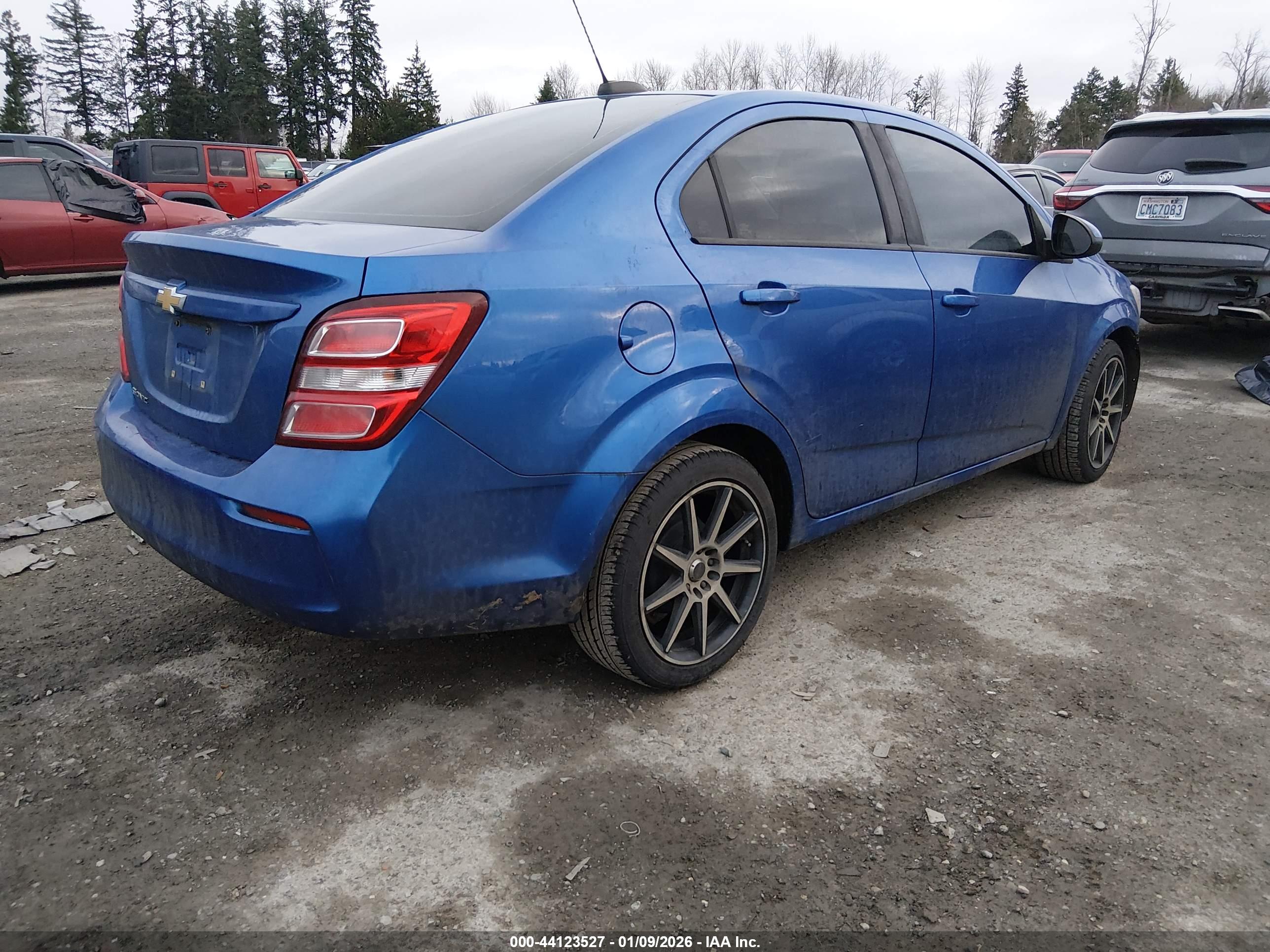 CHEVROLET SONIC image 4