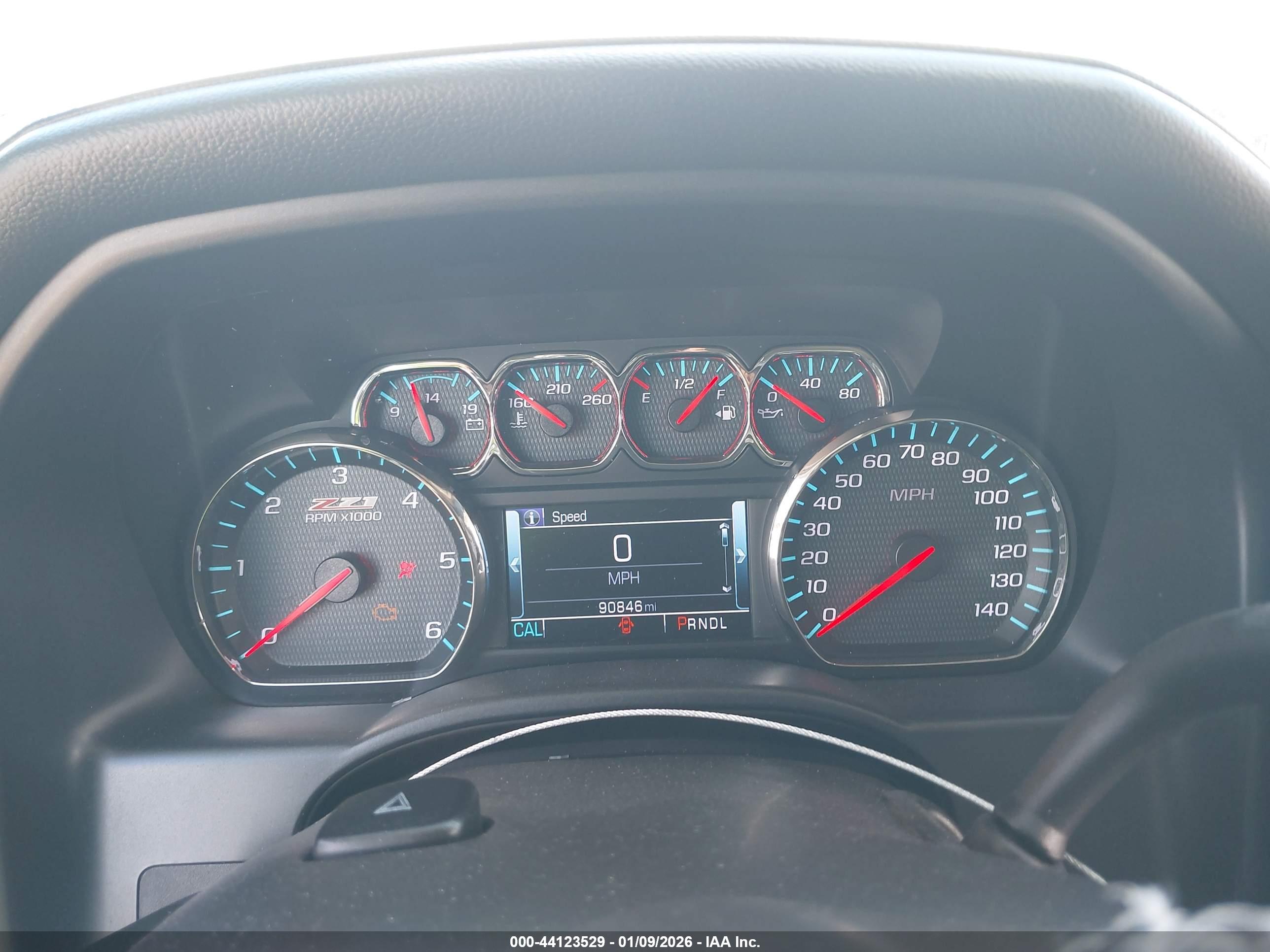 CHEVROLET SILVERADO image 7