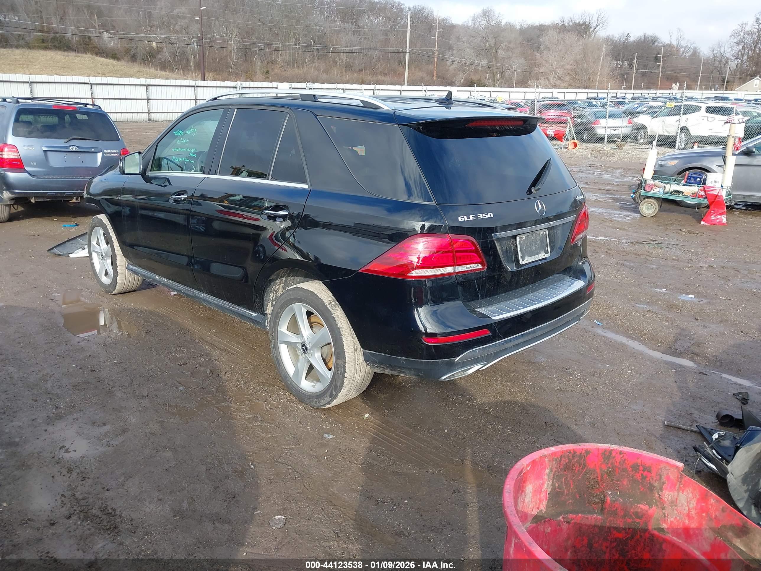 MERCEDES-BENZ GLE image 3