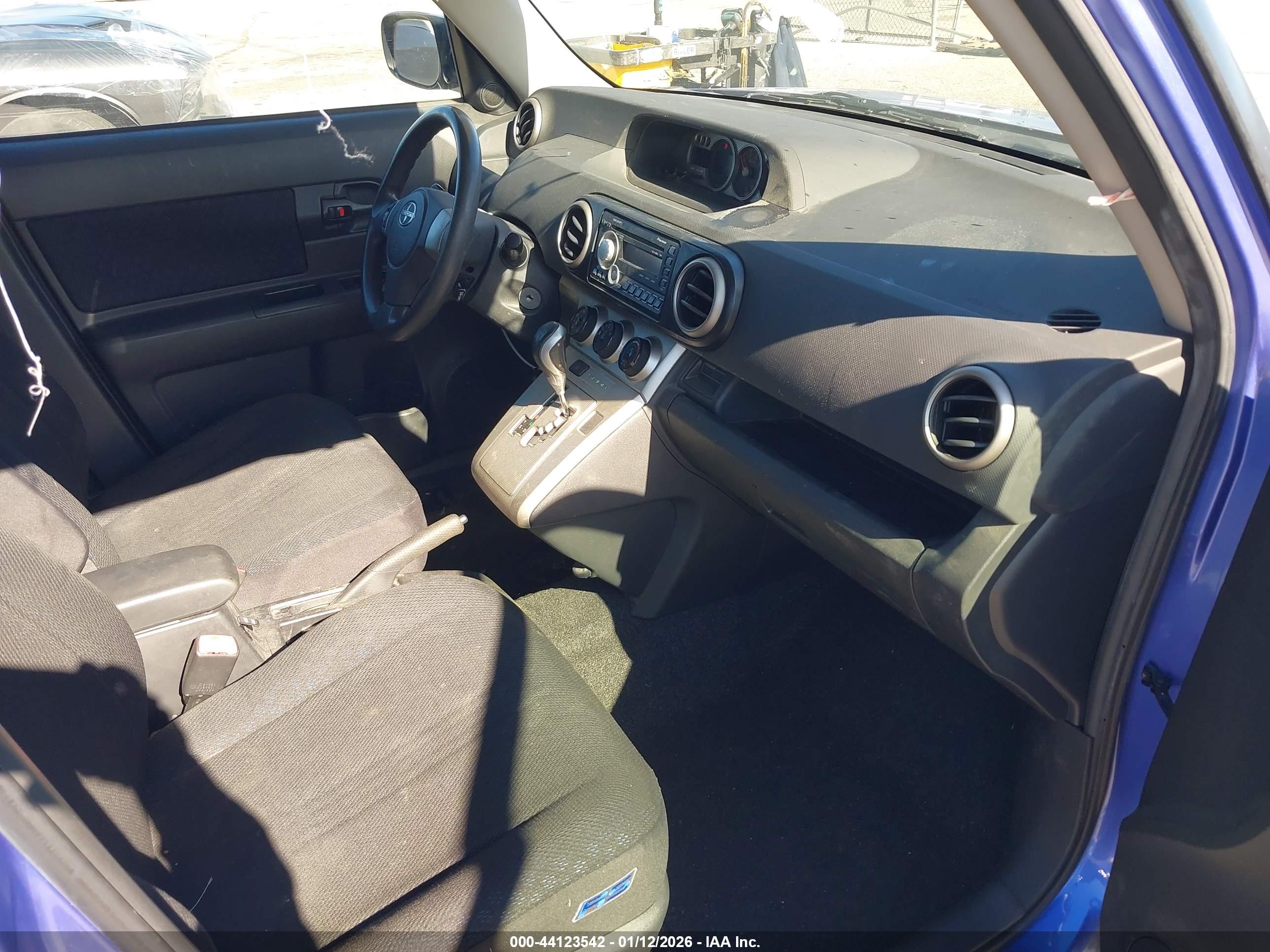 SCION XB image 5