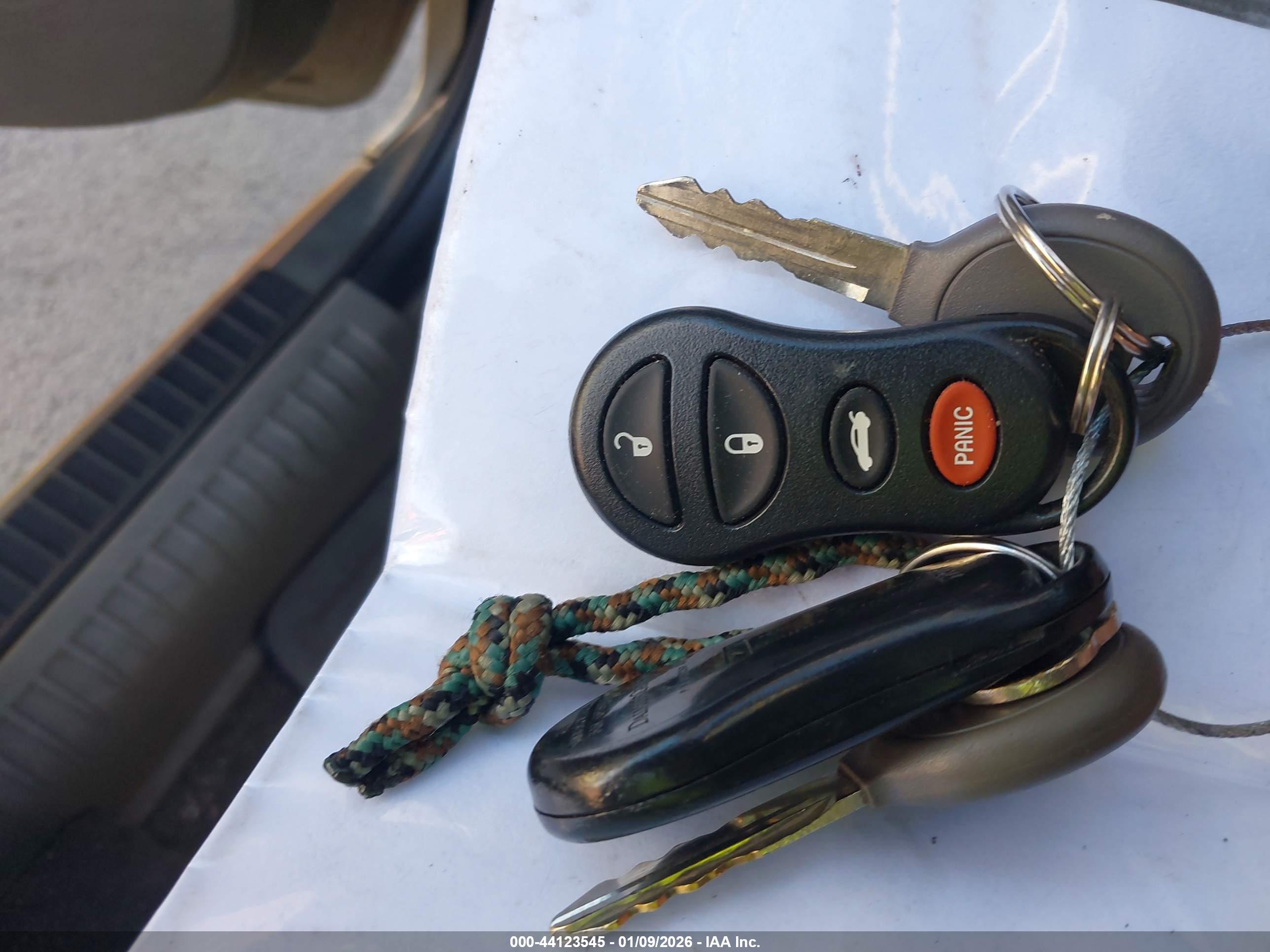 JEEP LIBERTY image 11
