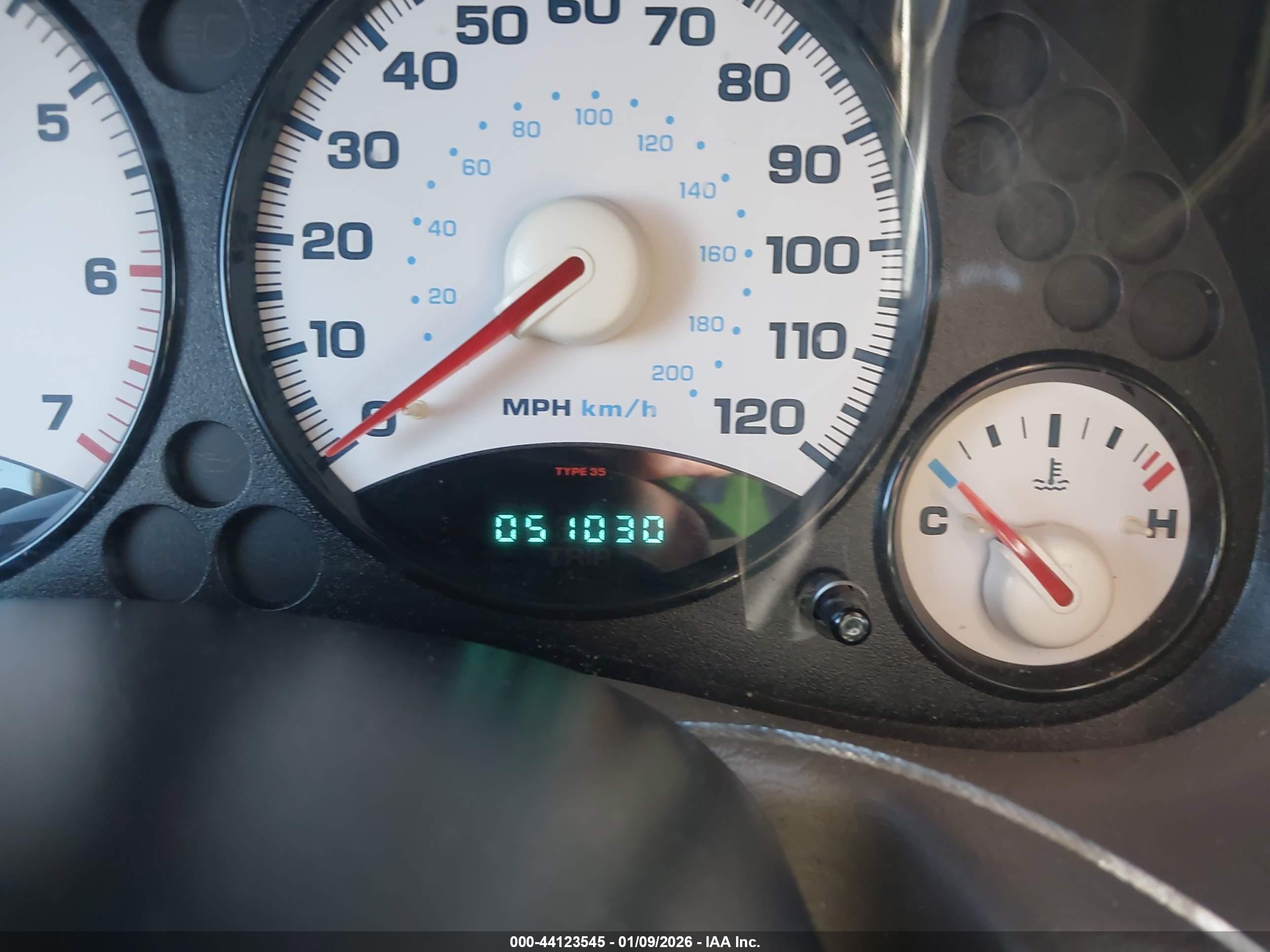JEEP LIBERTY image 7