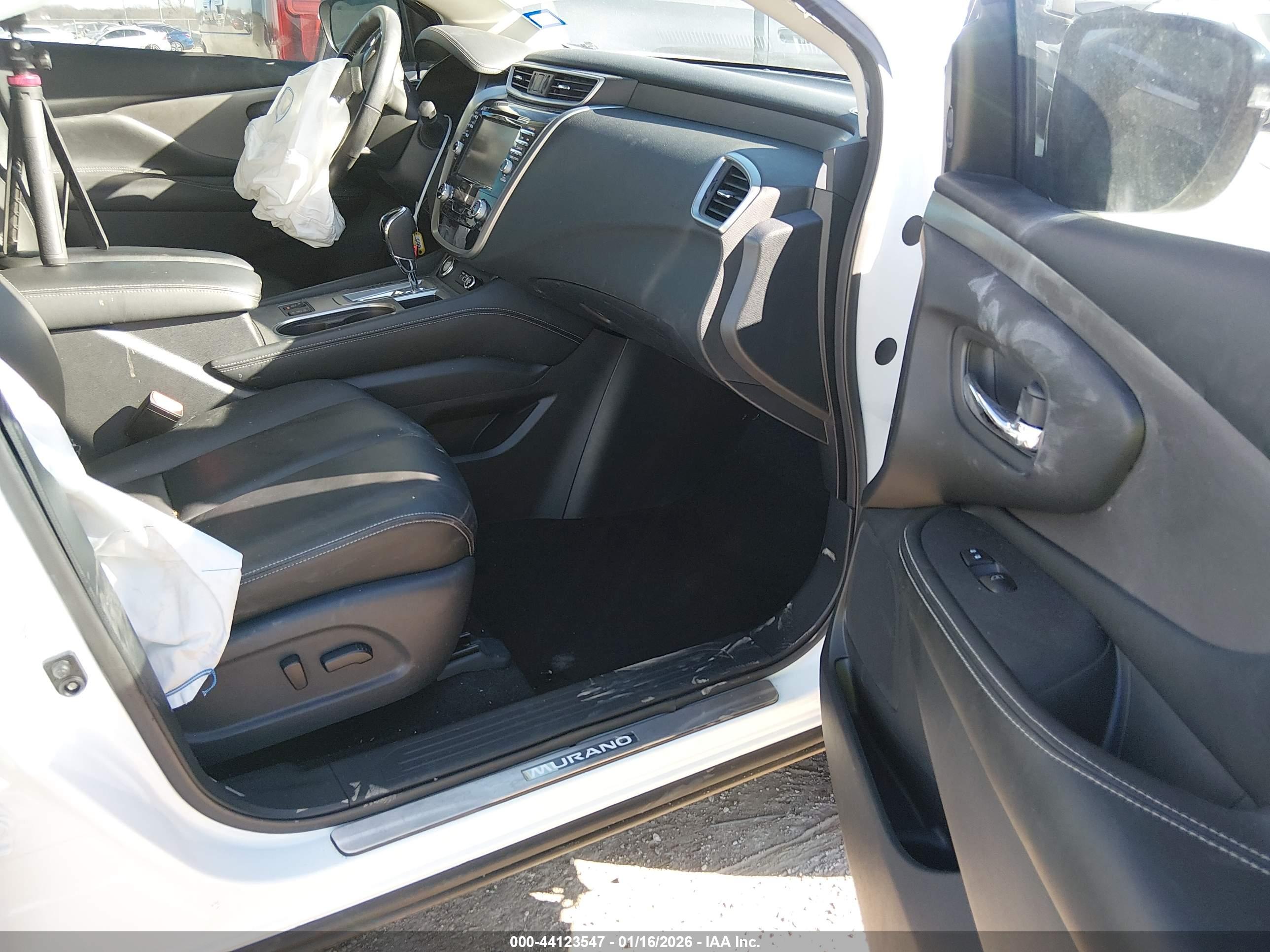 NISSAN MURANO image 5