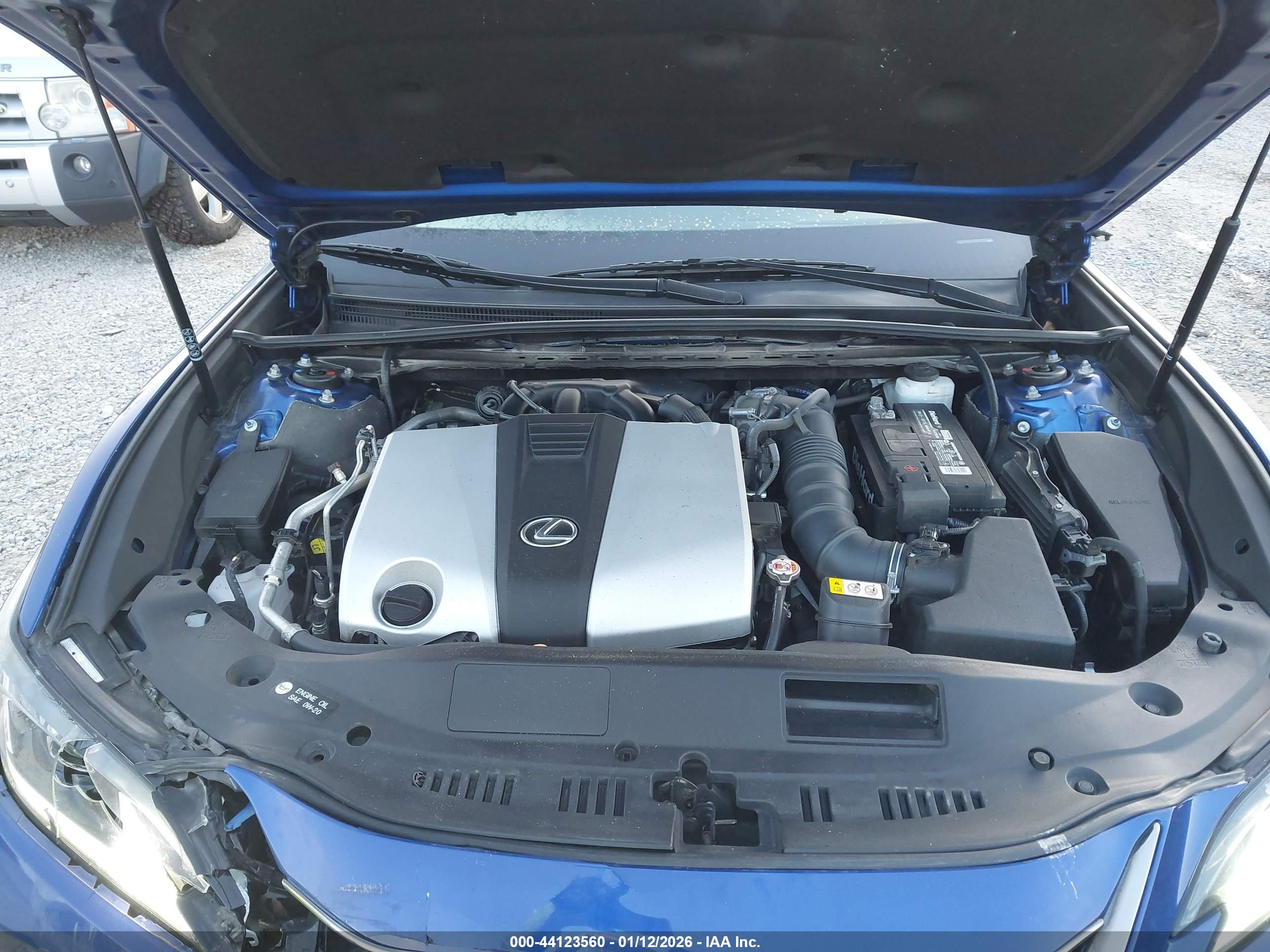 LEXUS ES image 10
