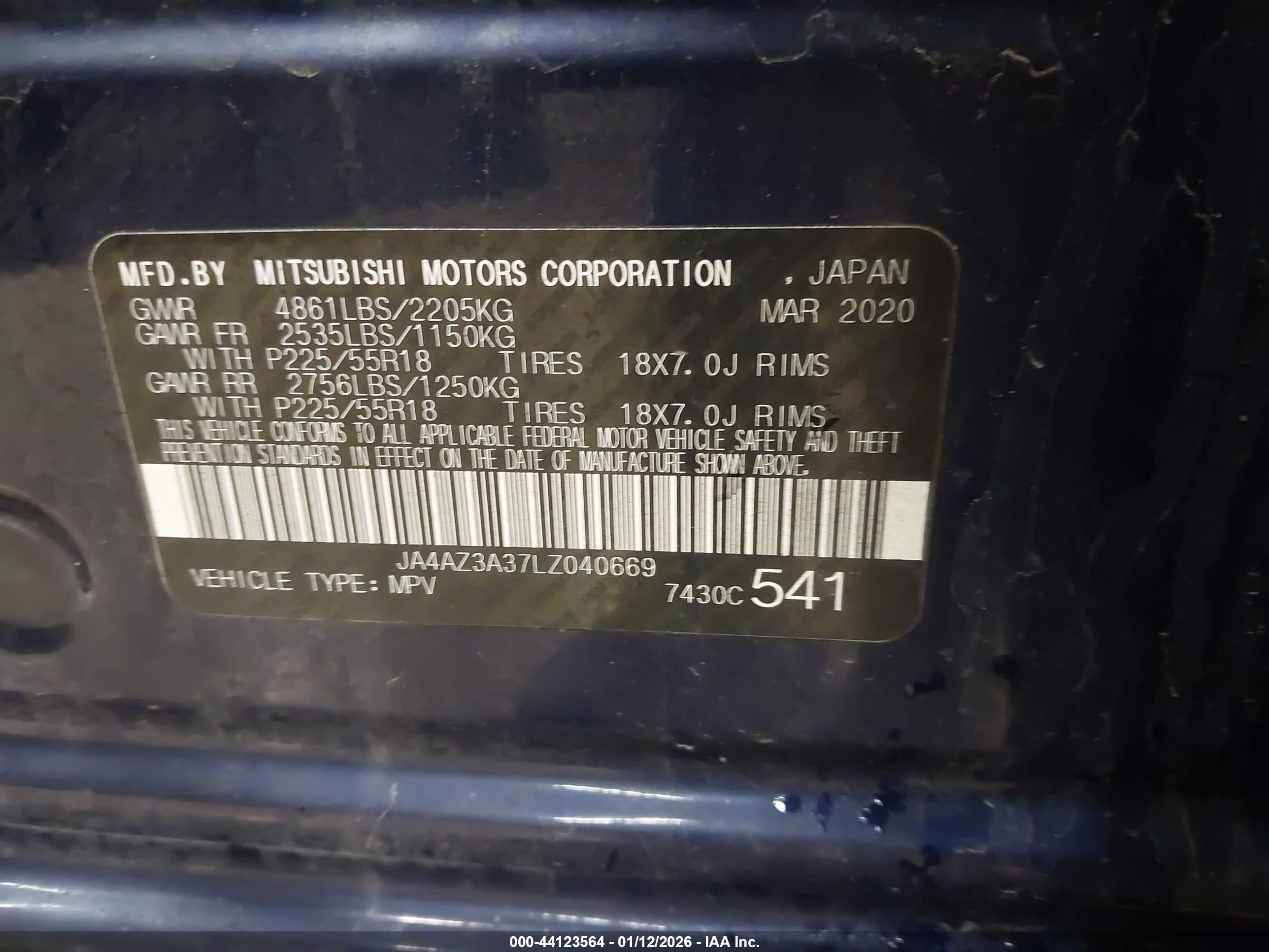 MITSUBISHI OUTLANDER image 9