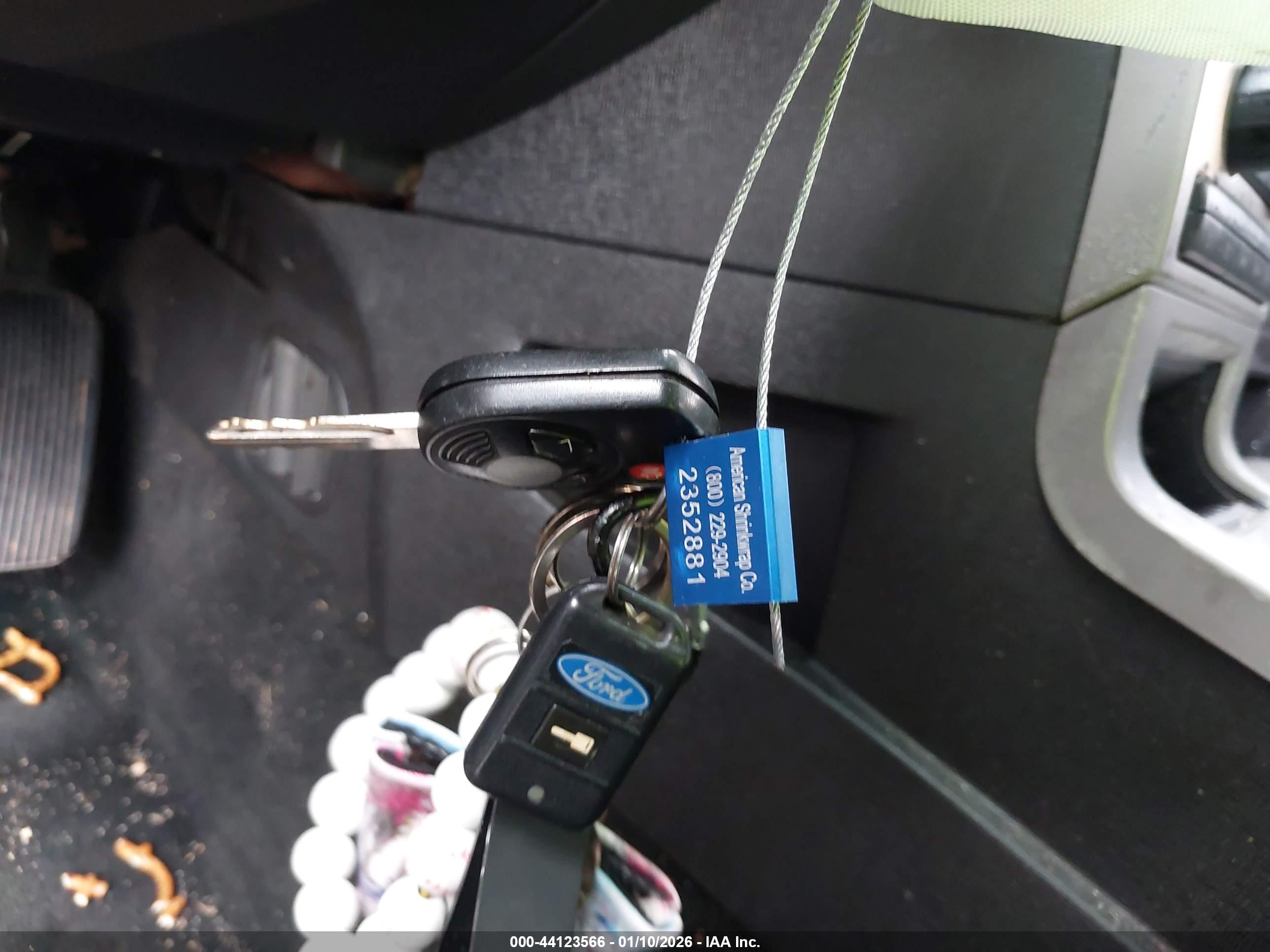 FORD FLEX image 11