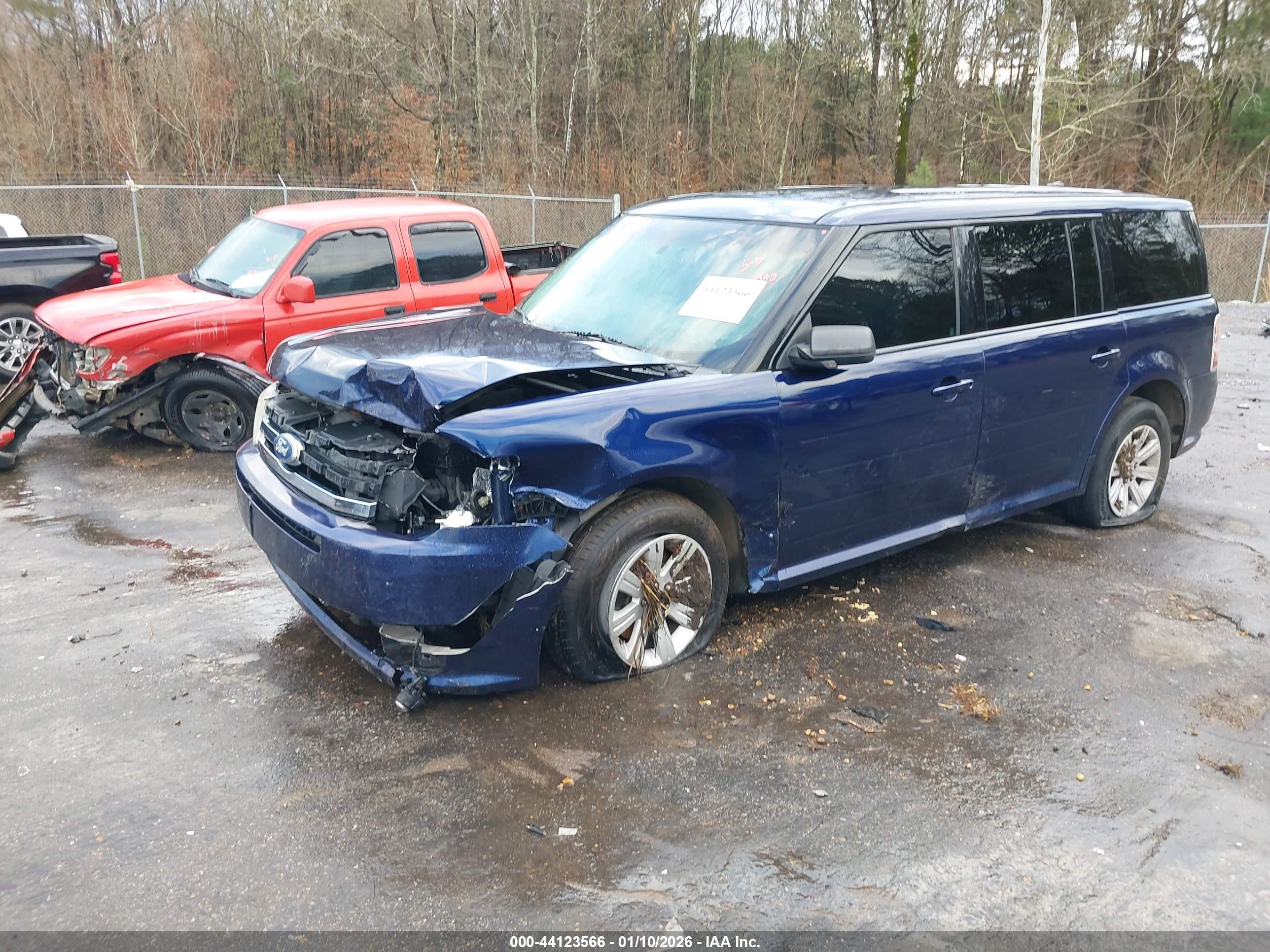 FORD FLEX image 2