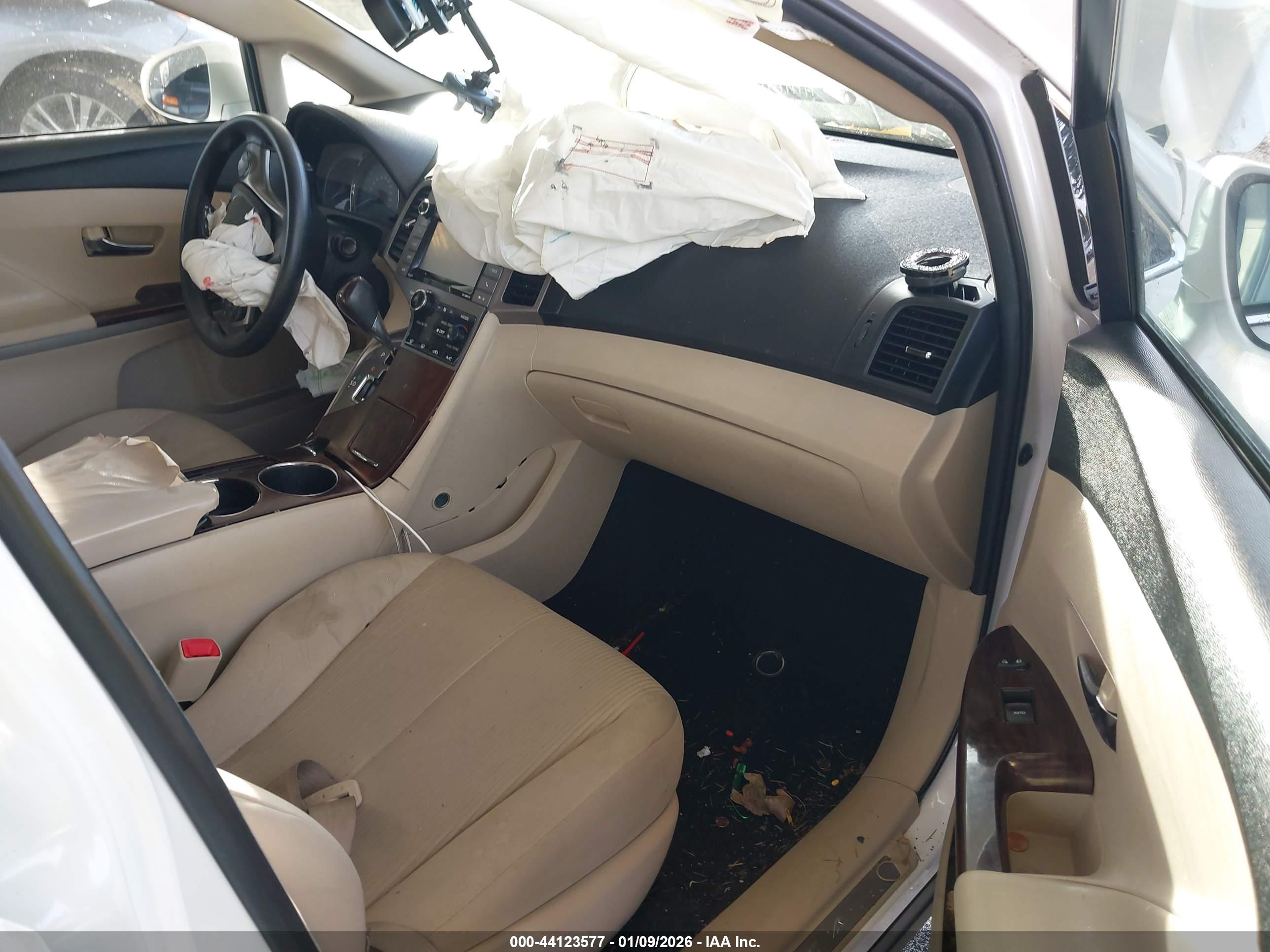 TOYOTA VENZA image 5