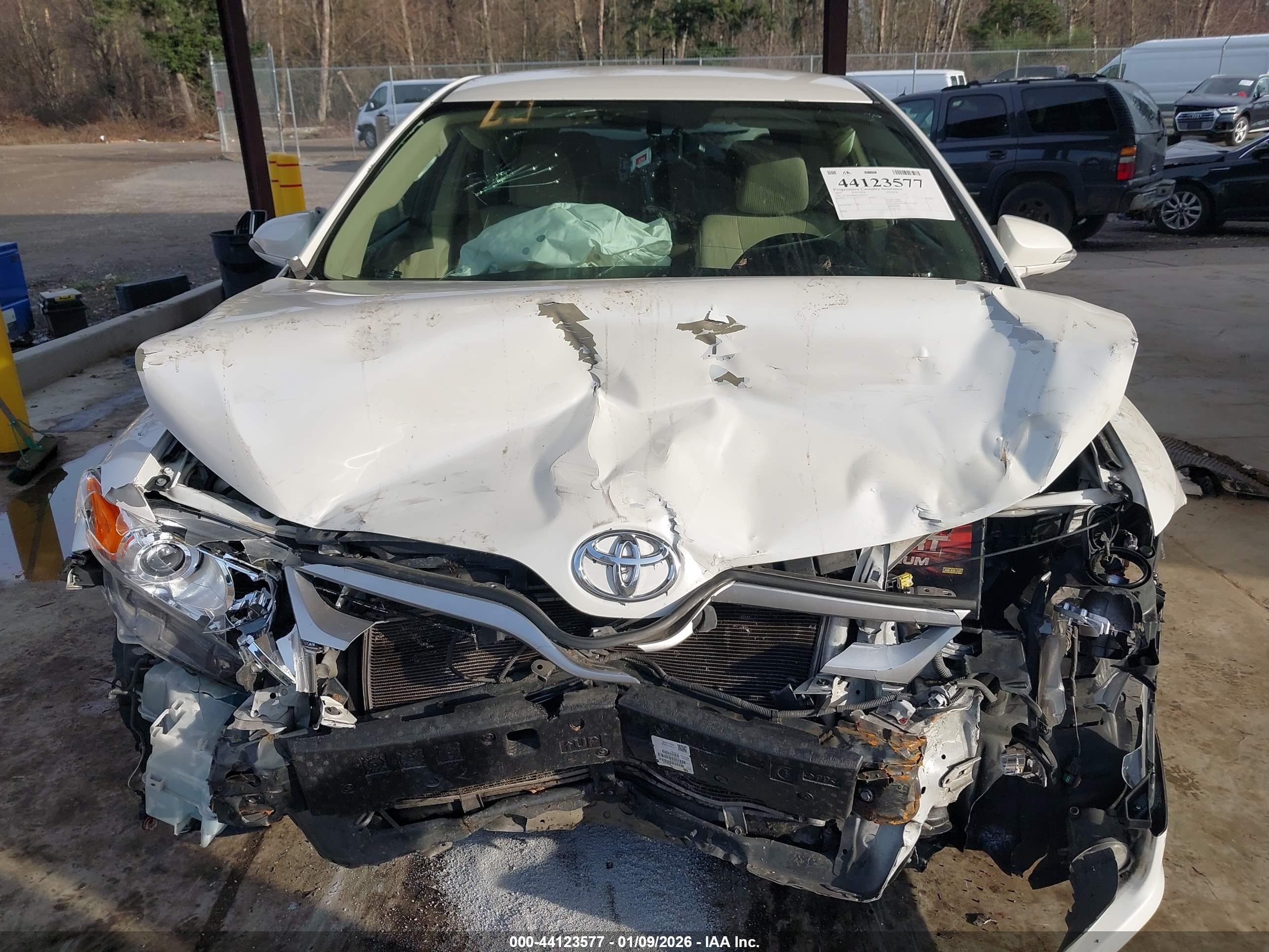 TOYOTA VENZA image 6