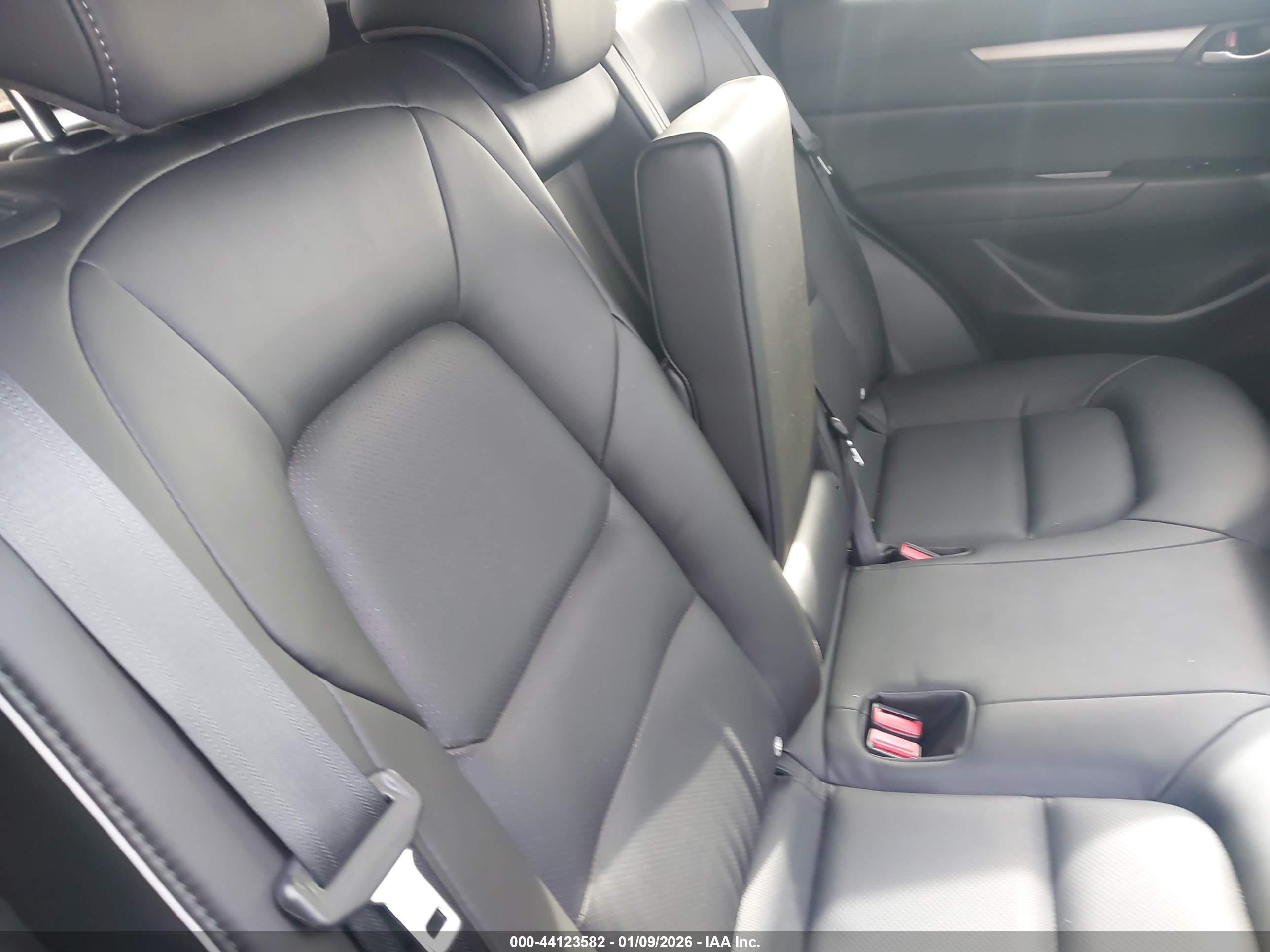 MAZDA CX-5 image 8