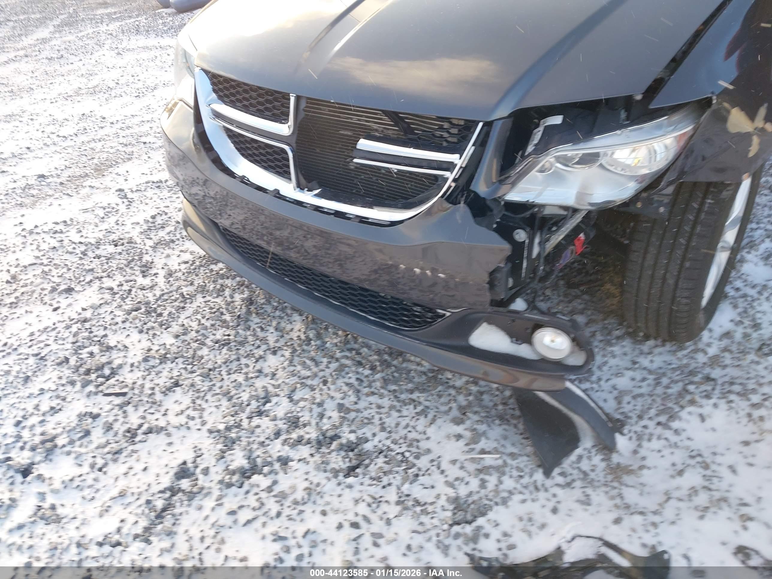 DODGE GRAND image 6